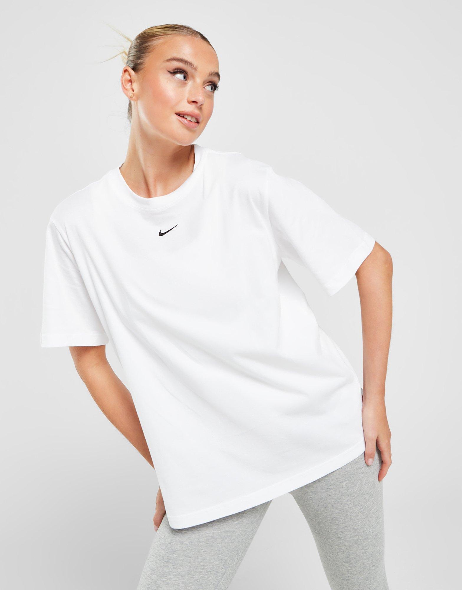 Дамска тениска NIKE ТЕНИСКА W NSW TEE ESSNTL LBR FD4149-100 Бял