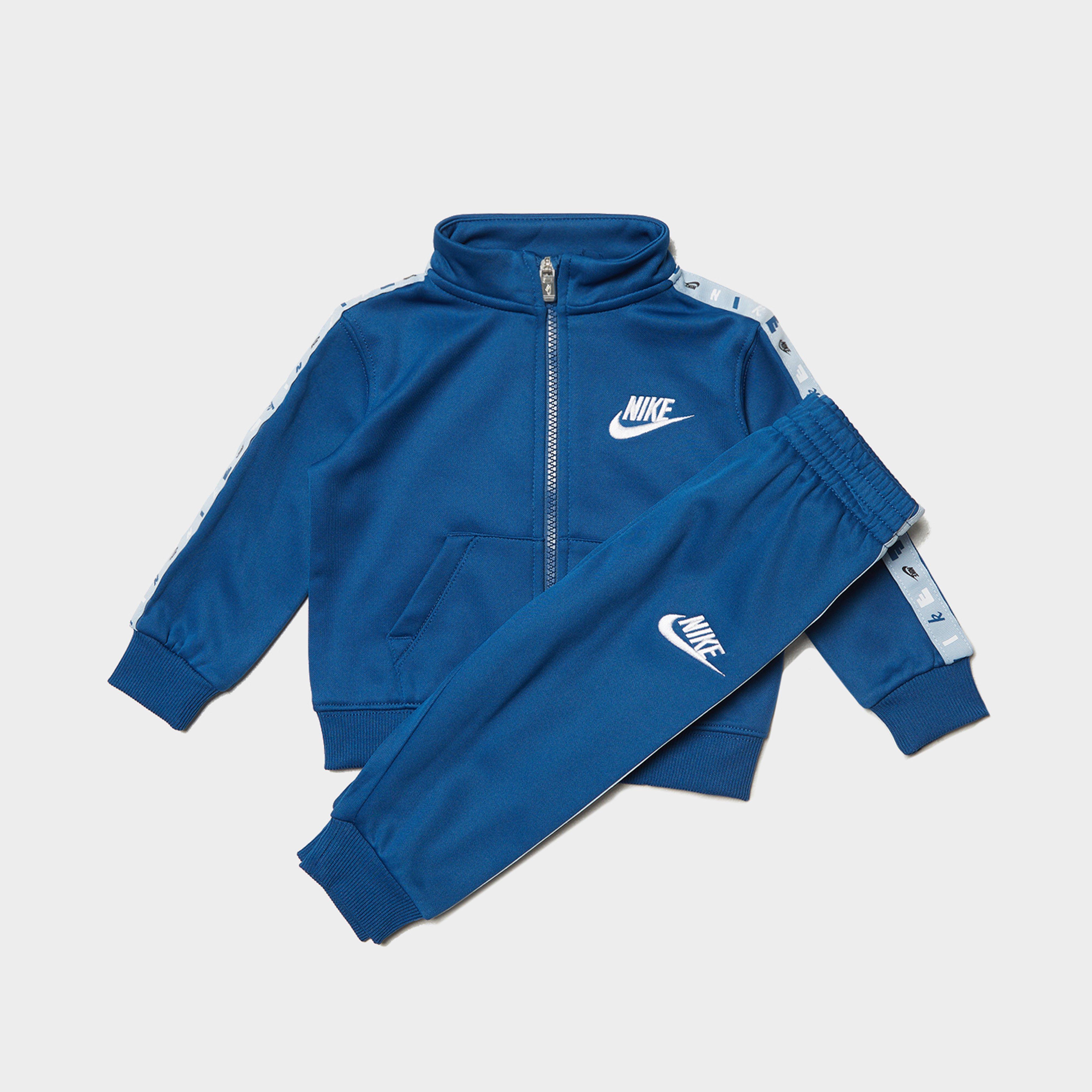 Gyerek melegítőszett NIKE SZETT B NSW CLUB SSNL TRICOT SET B