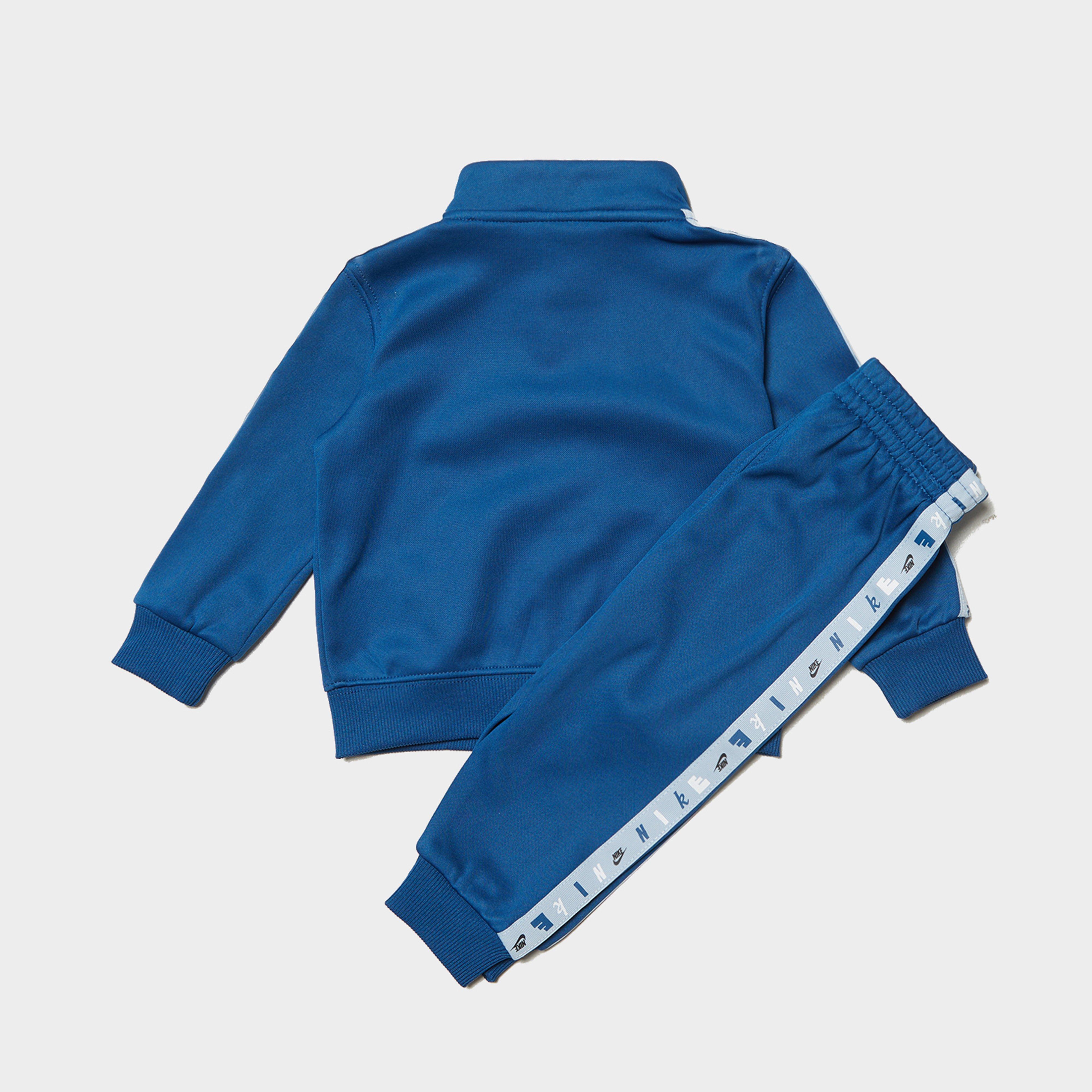 Gyerek melegítőszett NIKE SZETT B NSW CLUB SSNL TRICOT SET B