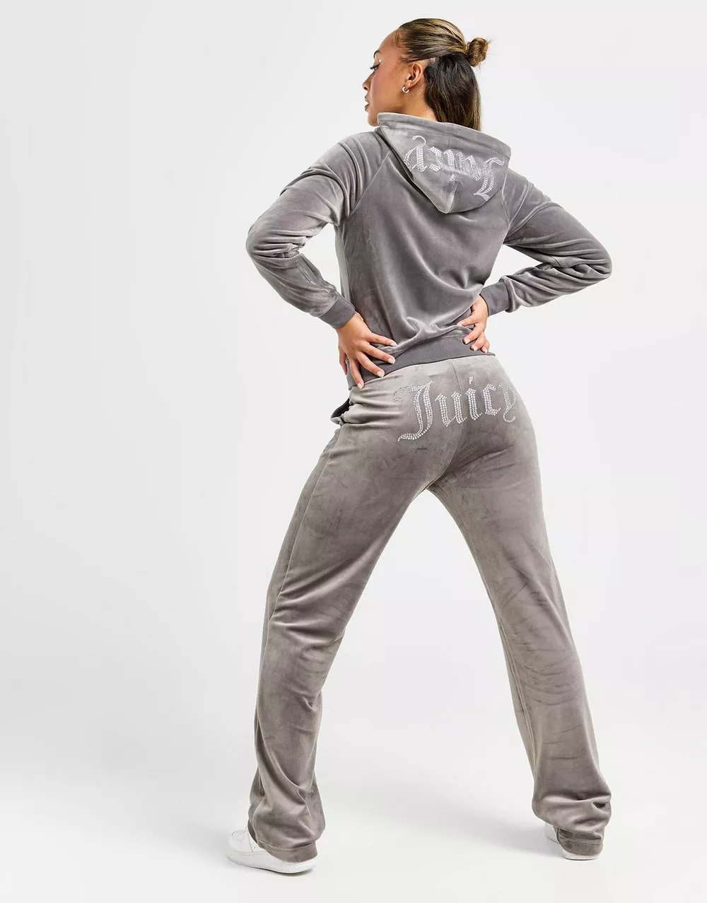 JUICY COUTURE ШТАНИ DMNT LOGO VLR PANT C'GRY, фото 1 з 6