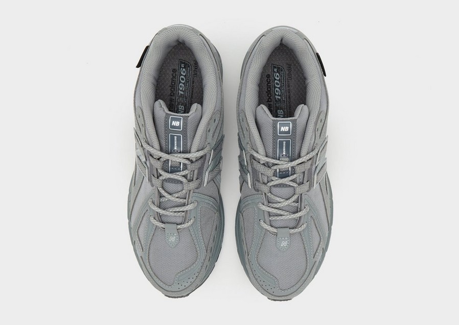 Adidași pentru bărbați NEW BALANCE 1906  M1906RWC Gri