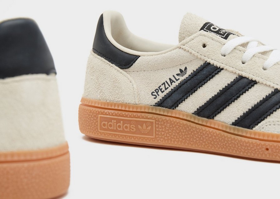 Жіночі кросівки ADIDAS HANDBALL SPEZIAL W IF6562 Бежевий