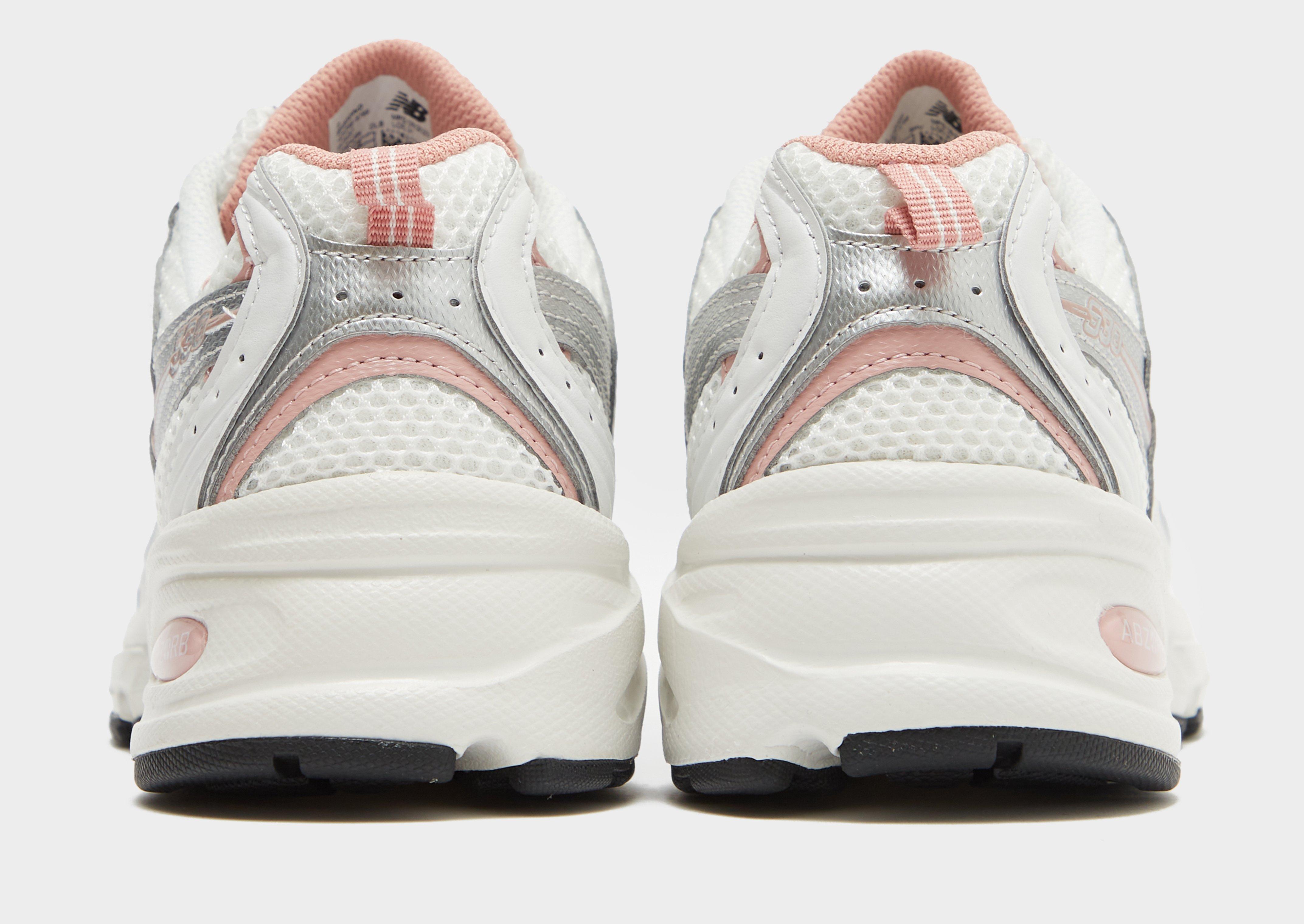 Дамски обувки NEW BALANCE 530  MR530WD Бежов