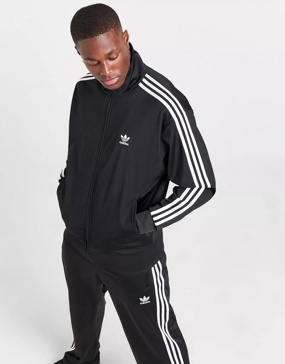 ADIDAS КОФТА НА БЛИСКАВЦІ   З КАПЮШОНОМ FIREBIRD TT BLK, фото 1 з 5