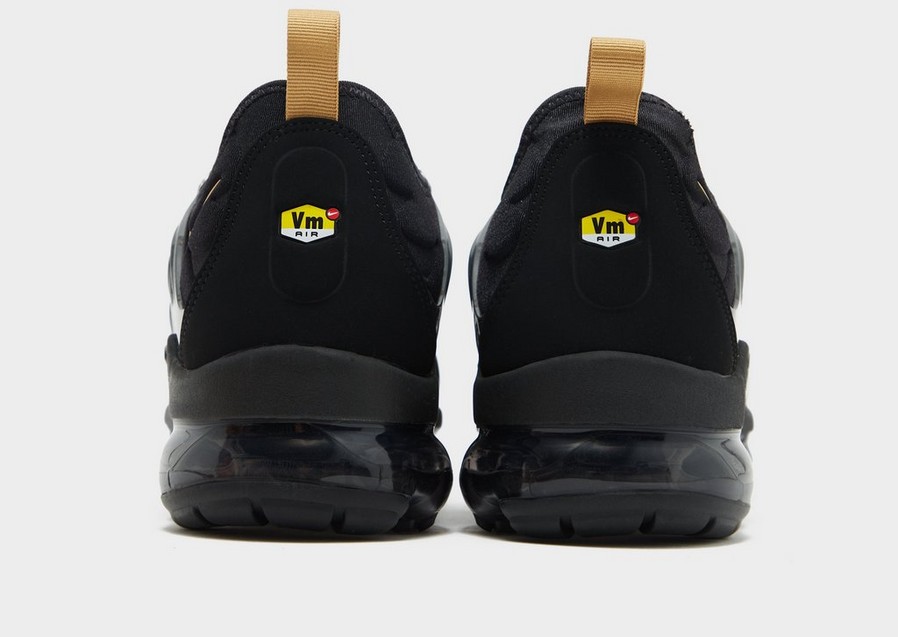 Férfi sneakers NIKE AIR VAPORMAX PLUS WE BQ5068-001 Fekete