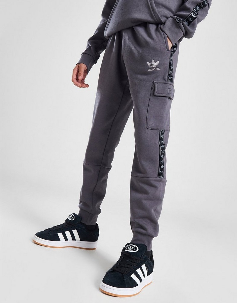 Дитячі штани ADIDAS ШТАНИ TPE JOG GRY/BLK IQ4707 Сірий