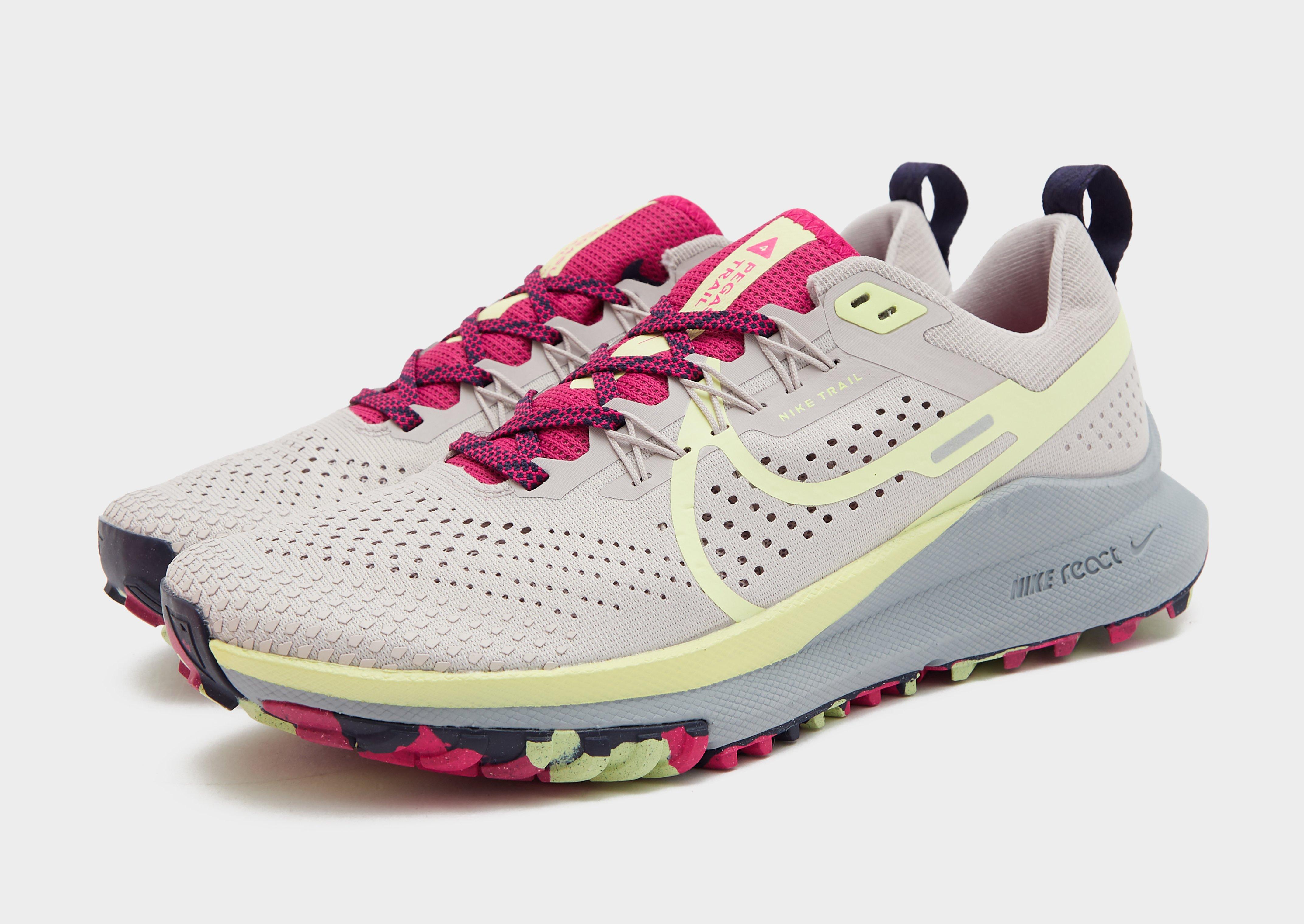 Pantofi alergare de damă NIKE REACT PEGASUS TRAIL 4  DJ6159-002 Roz