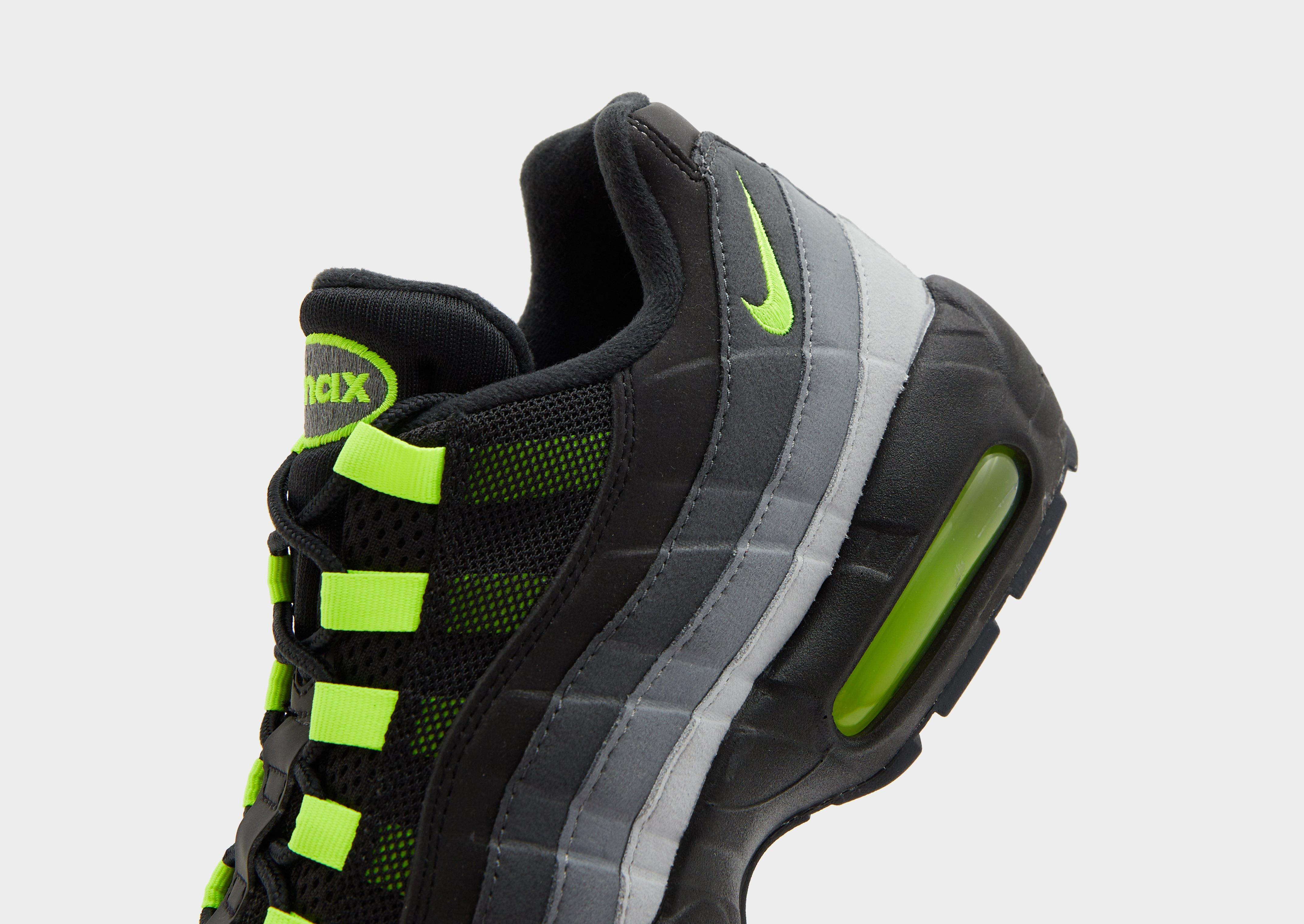 Jd sports best sale nike 95