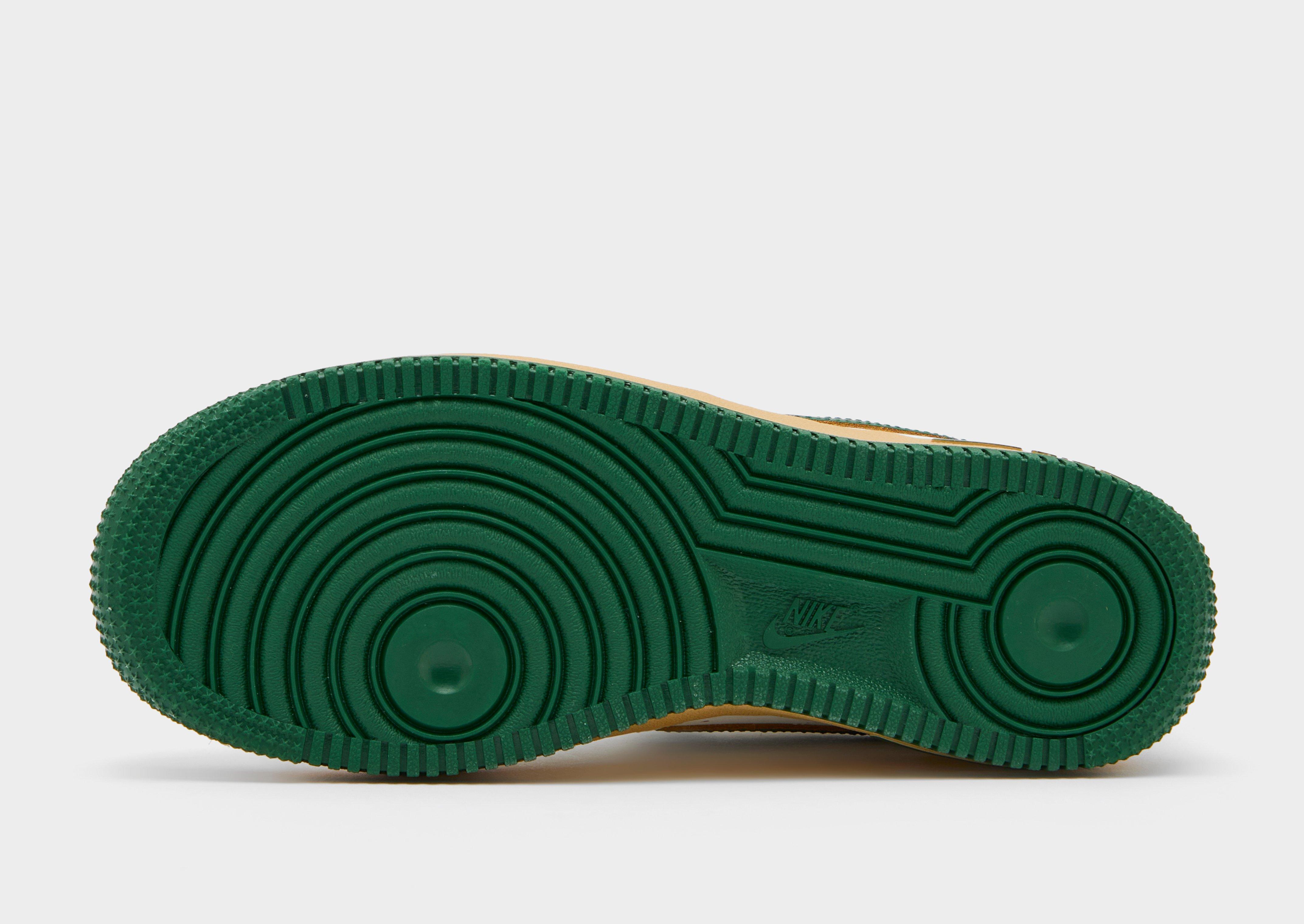 Дамски обувки NIKE WMNS AIR FORCE 1 '07 LV8 VSPT DZ4764-133 Бежов