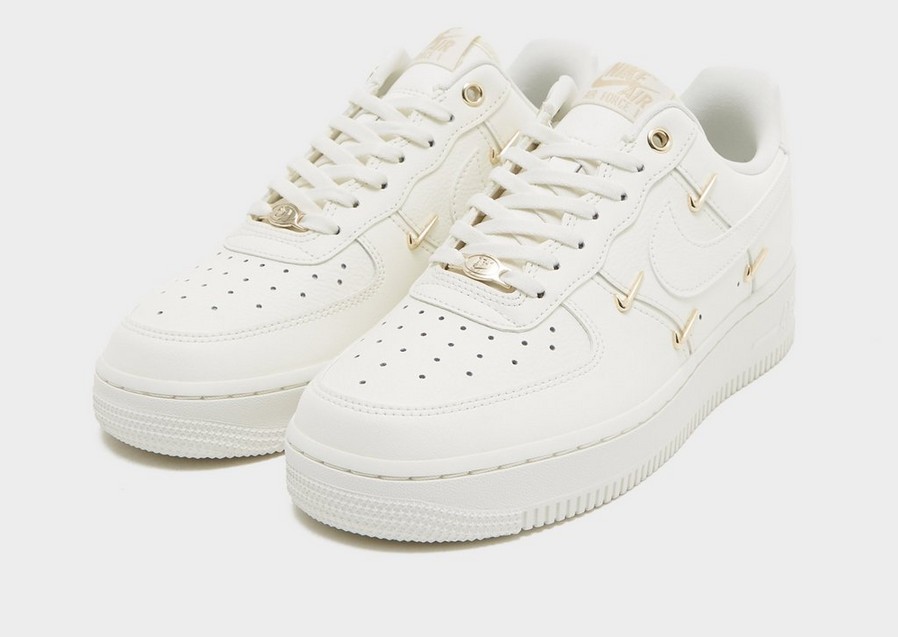 Adidași de damă NIKE WMNS AIR FORCE 1 '07 LX CN FV3654-111 Bej