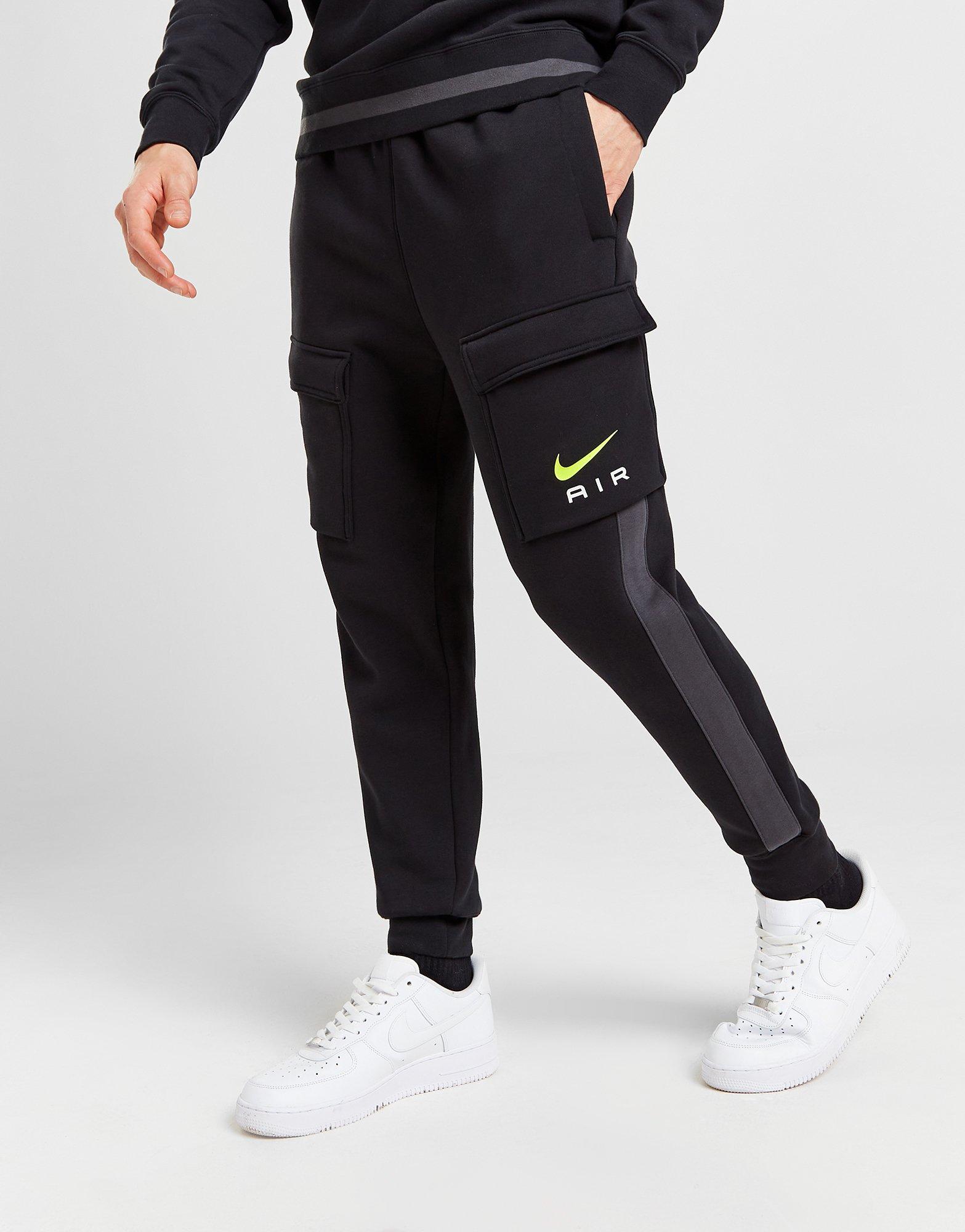 Pantaloni pentru bărbați NIKE PANTALONI  M NSW SW AIR CARGO PANT FLC BB FN7693-011 Negru