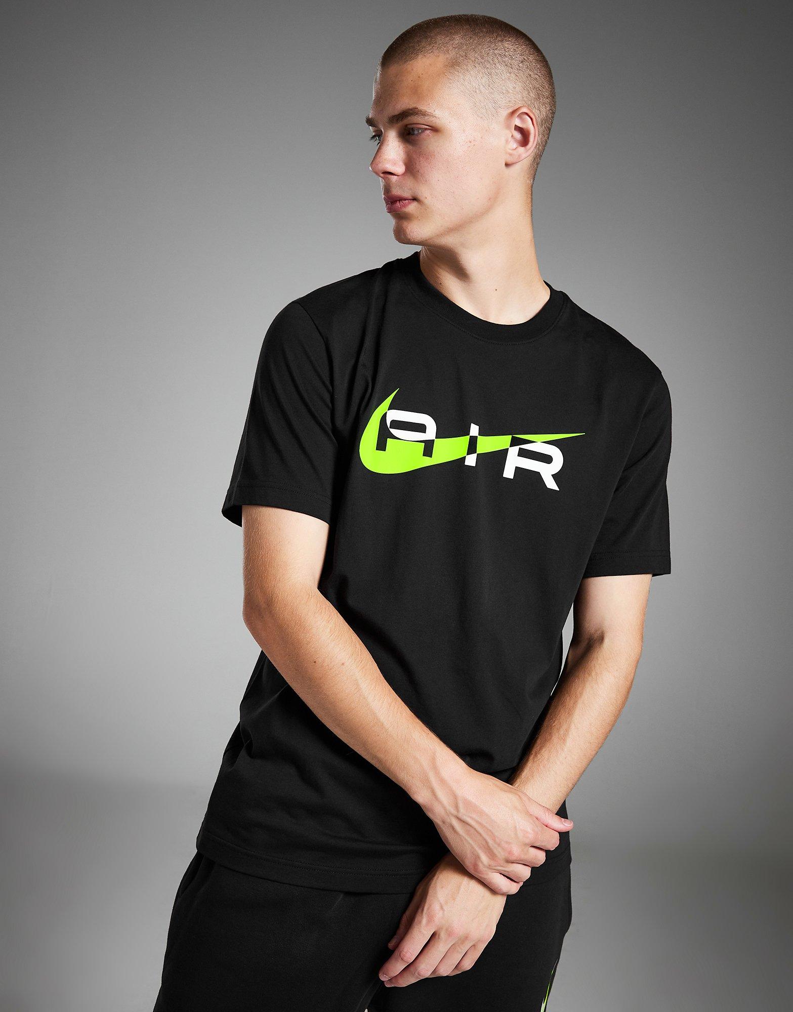 Vyriški marškiniai NIKE MARŠKINĖLIAI M NSW SW AIR GRAPHIC TEE FN7704-011 Juoda