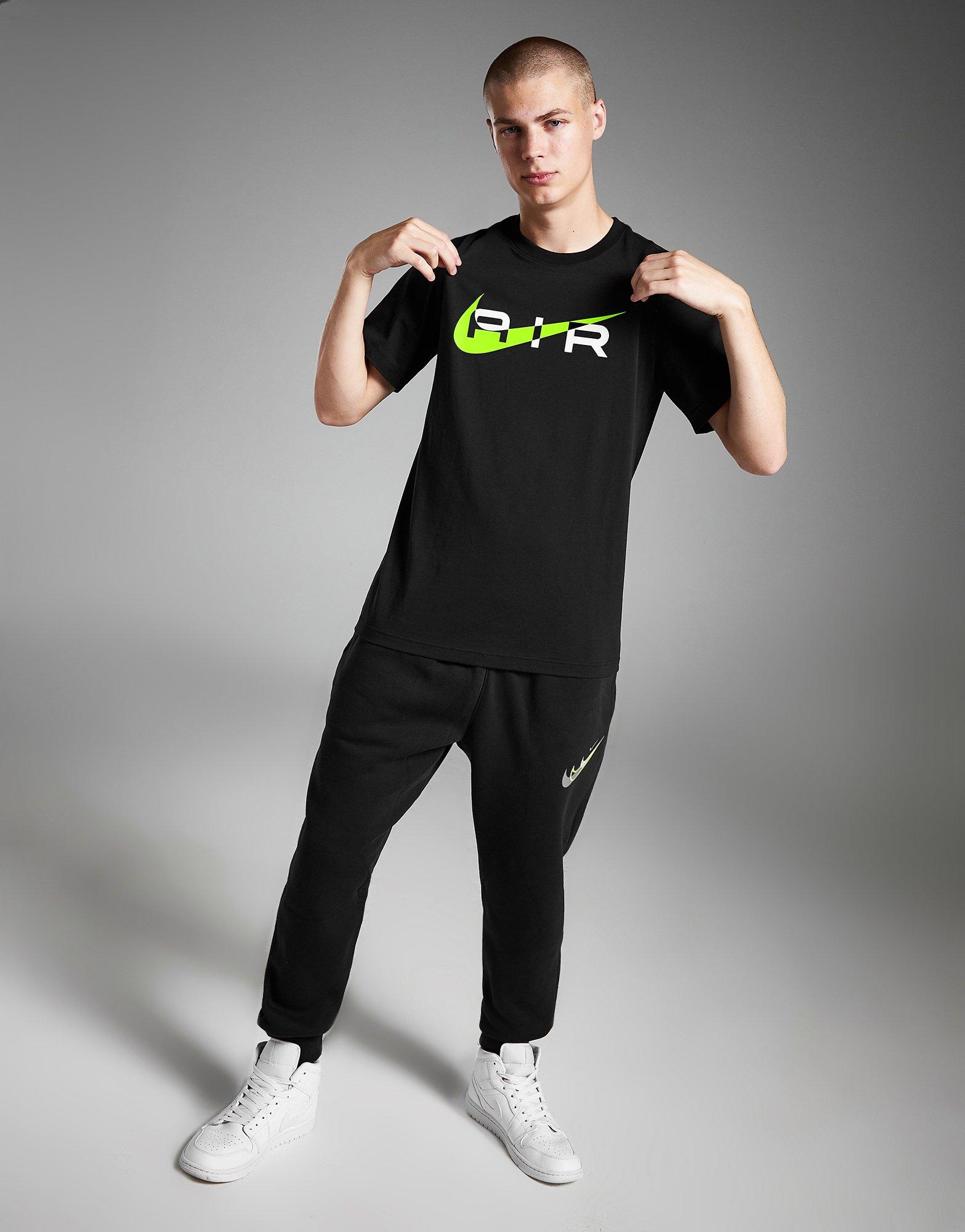 Vyriški marškiniai NIKE MARŠKINĖLIAI M NSW SW AIR GRAPHIC TEE FN7704-011 Juoda