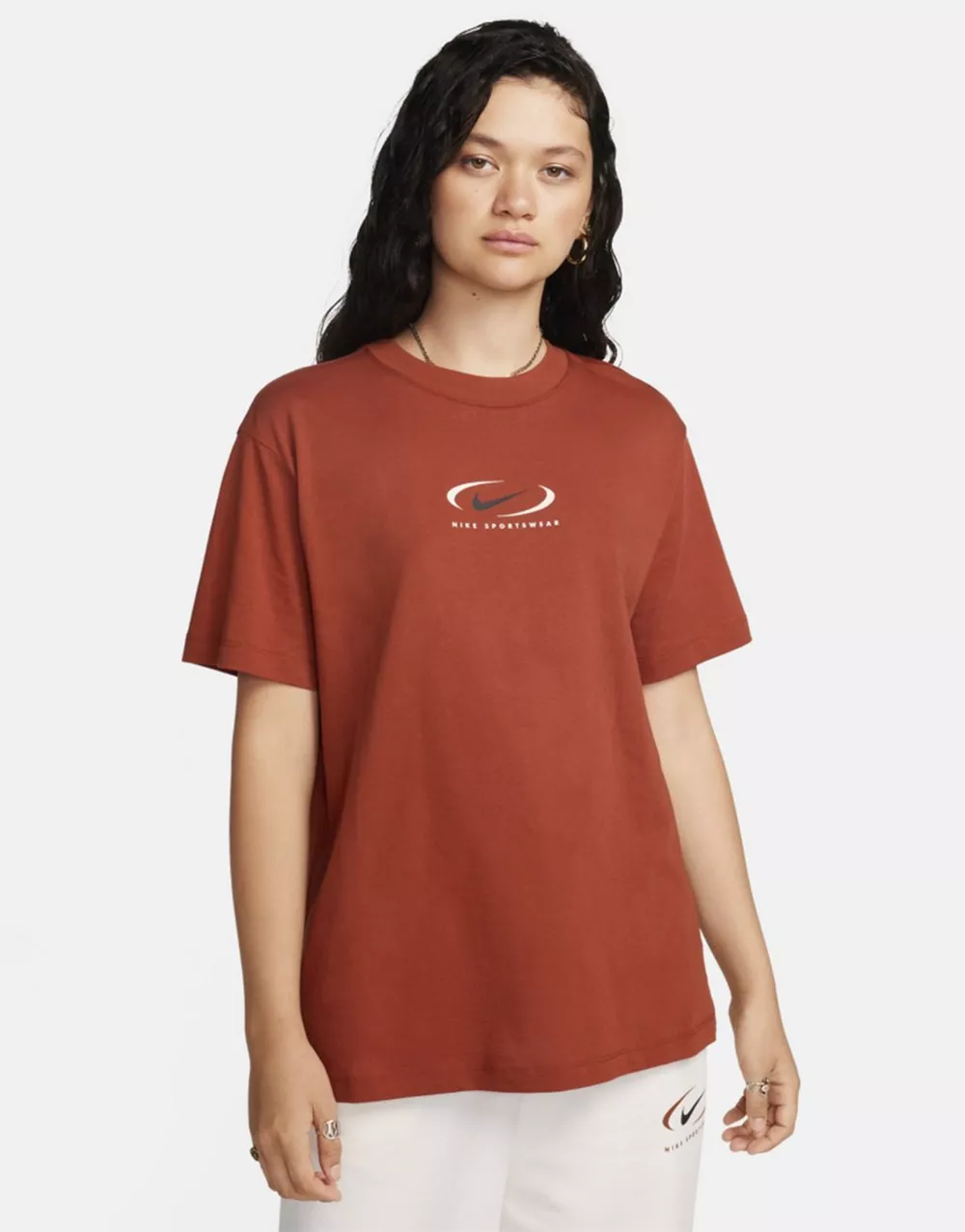 NIKE ФУТБОЛКА NSW TEE BF PRNT SWSH, фото 1 з 4