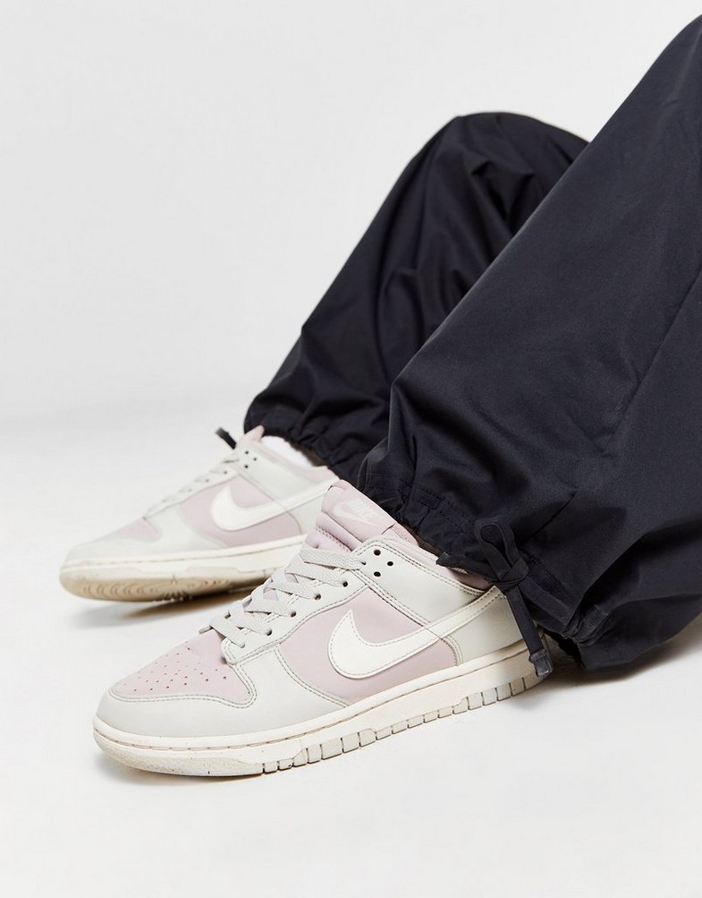 Női nadrág NIKE NADRÁG W NSW WVN OS PANT HR SW STREETSWEAR FV4969-010 Fekete