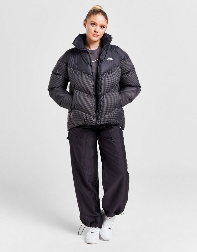 NIKE КУРТКА ЗИМОВА W NSW TF ECDWN GS NK  FB8788-010 Чорний