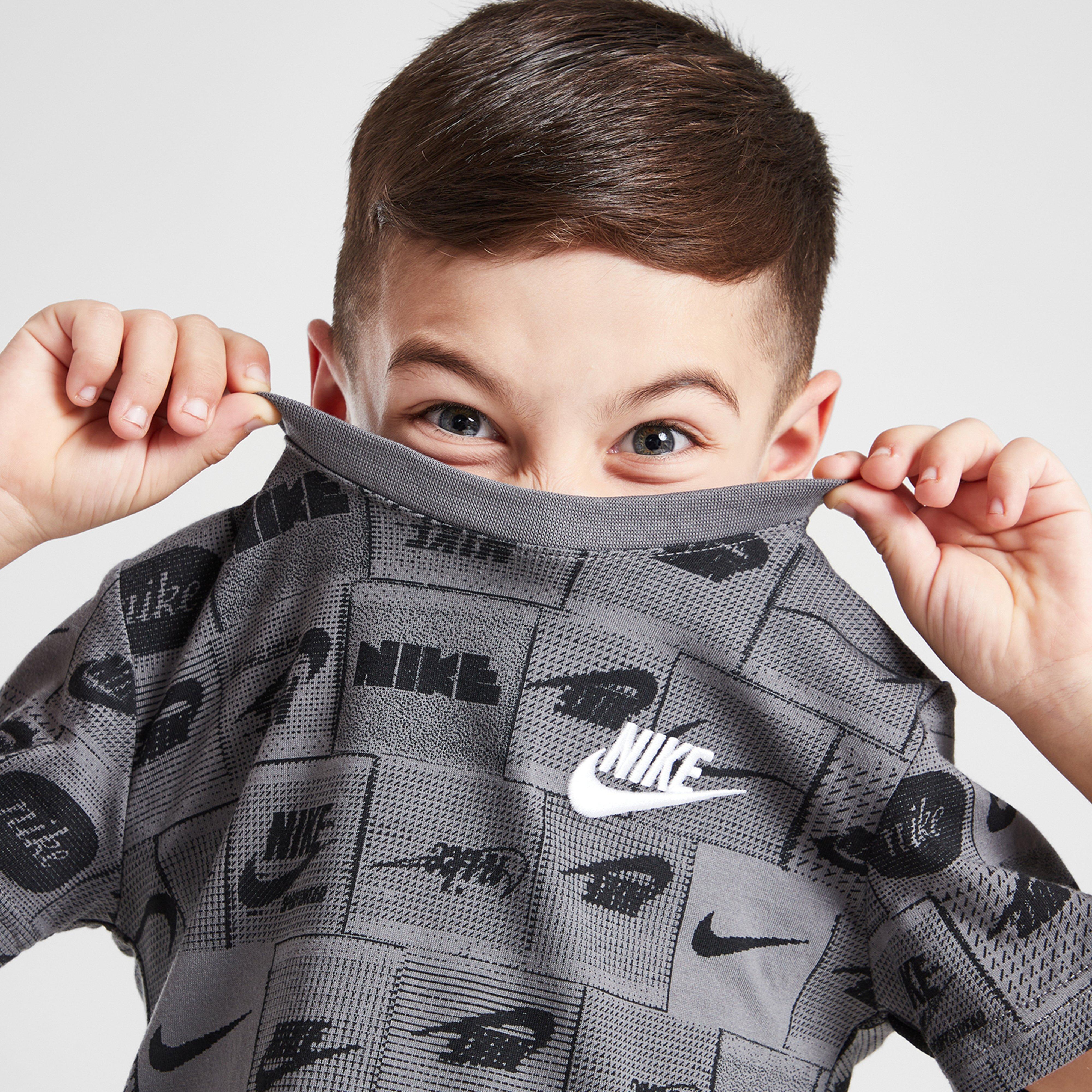 Komplet dresowy dziecięcy NIKE KOMPLET AOP TEE/SHT BLK/GRY