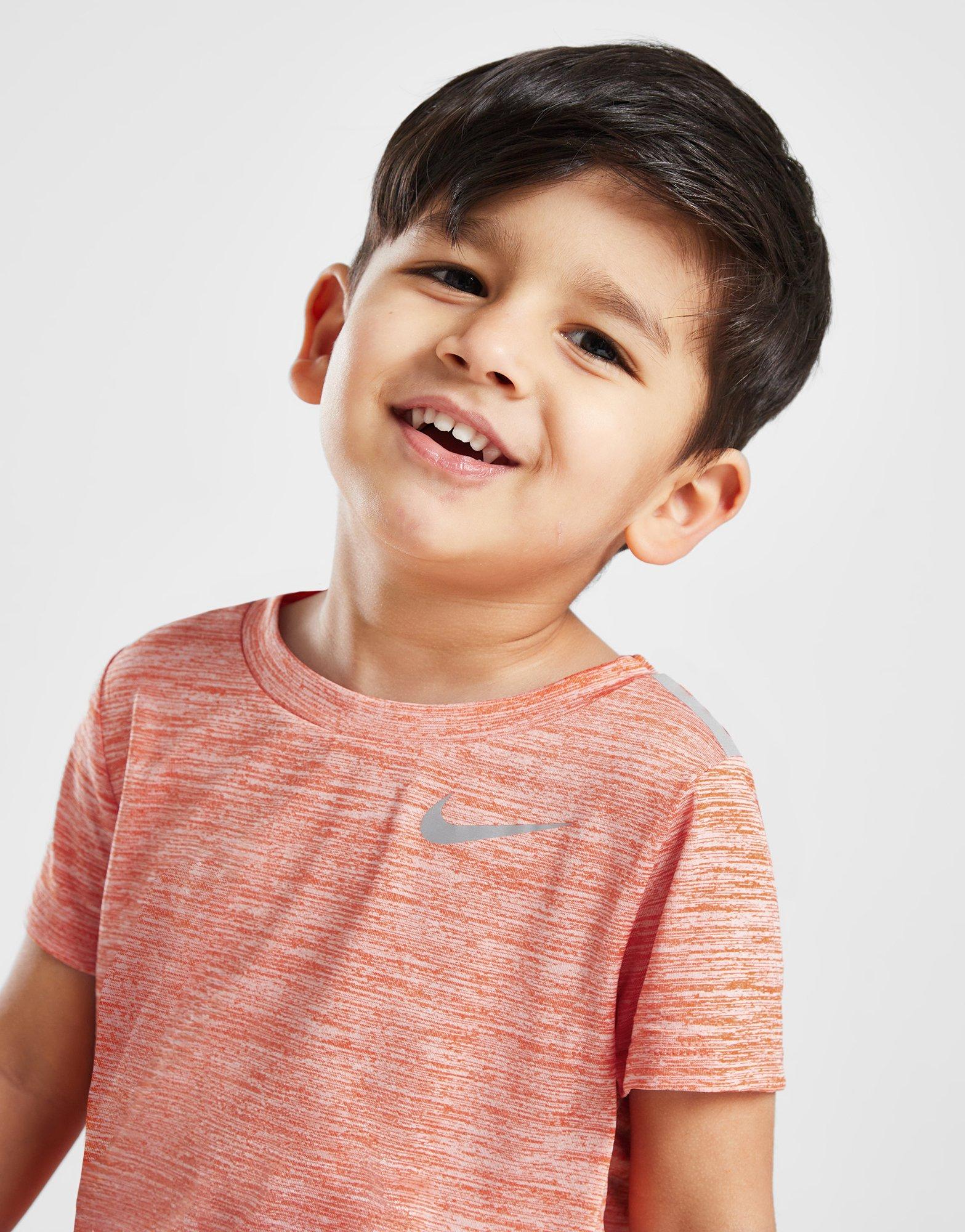 Дитячі спортивні костюми NIKE КОМПЛЕКТ MILER T/SHT ORG/GRY 66K750-N1Y Помаранчевий