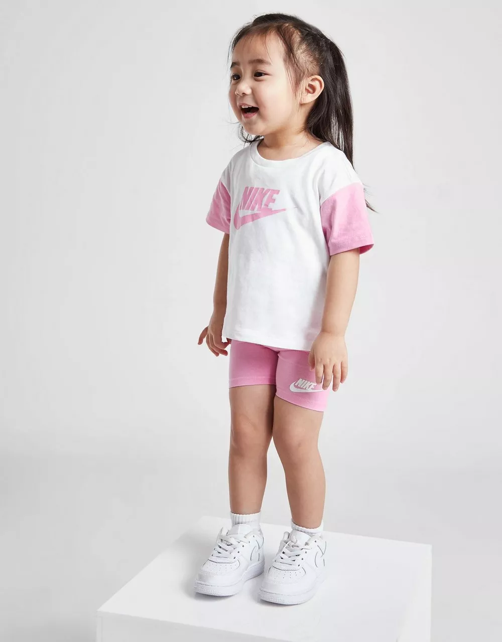 NikeHad NIKE КОМПЛЕКТ (G)CBLK TEE/SHT WHT/PNK G, фото 1 з 4