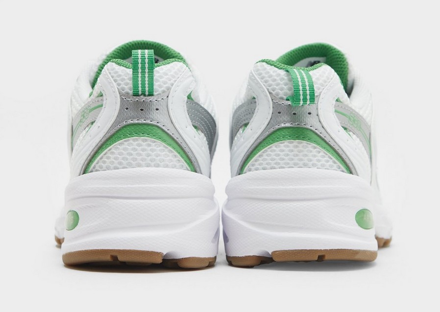 Buty sneakersy damskie NEW BALANCE 530  MR530AS Biały