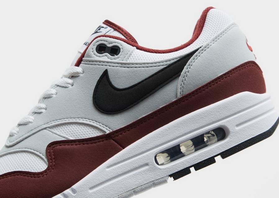 Чоловічі кросівки NIKE AIR MAX 1 FD9082-106 Білий