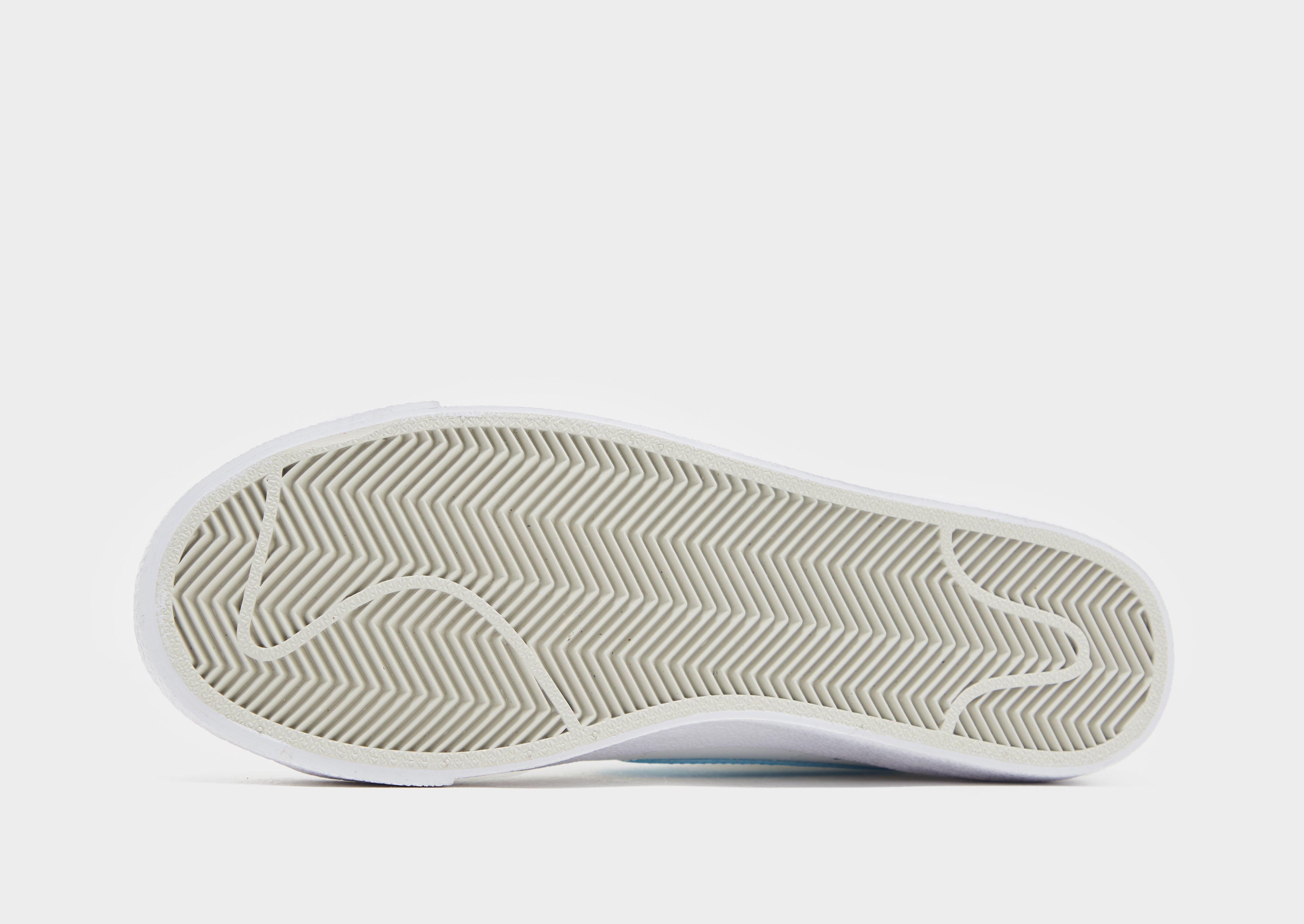 Gyerek sneakers NIKE BLAZER MID '77  DA4086-114 Fehér