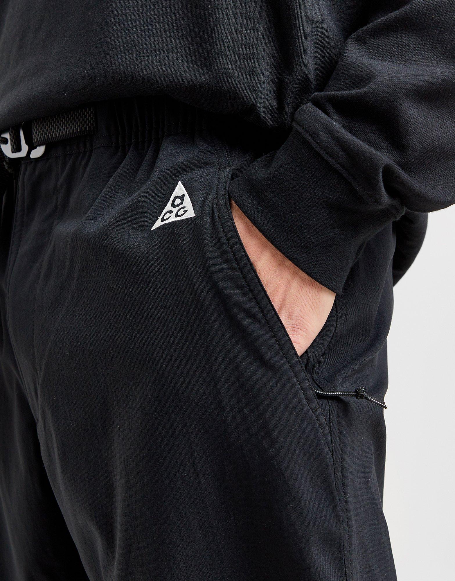 Pantaloni pentru bărbați NIKE PANTALONI  M ACG UV HIKE PANT FN2450-010 Negru