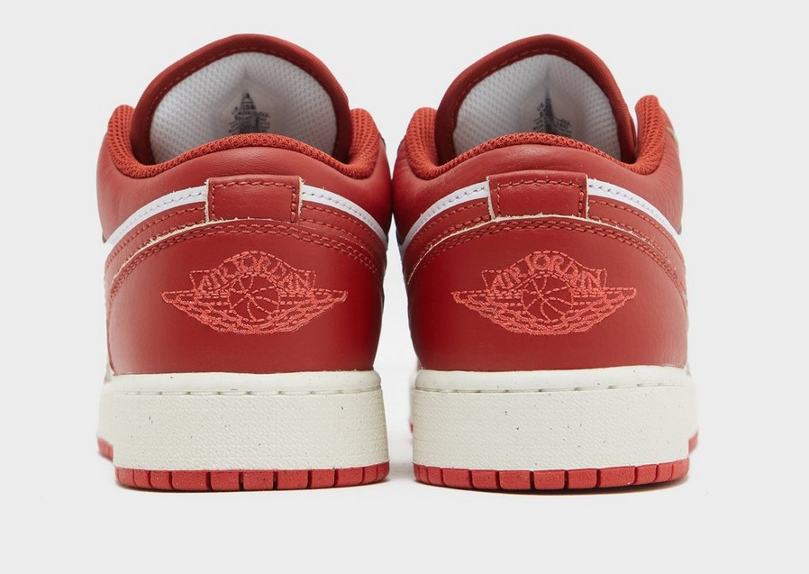 Gyerek sneakers AIR JORDAN 1 LOW SE (GS) FJ3465-160 Piros