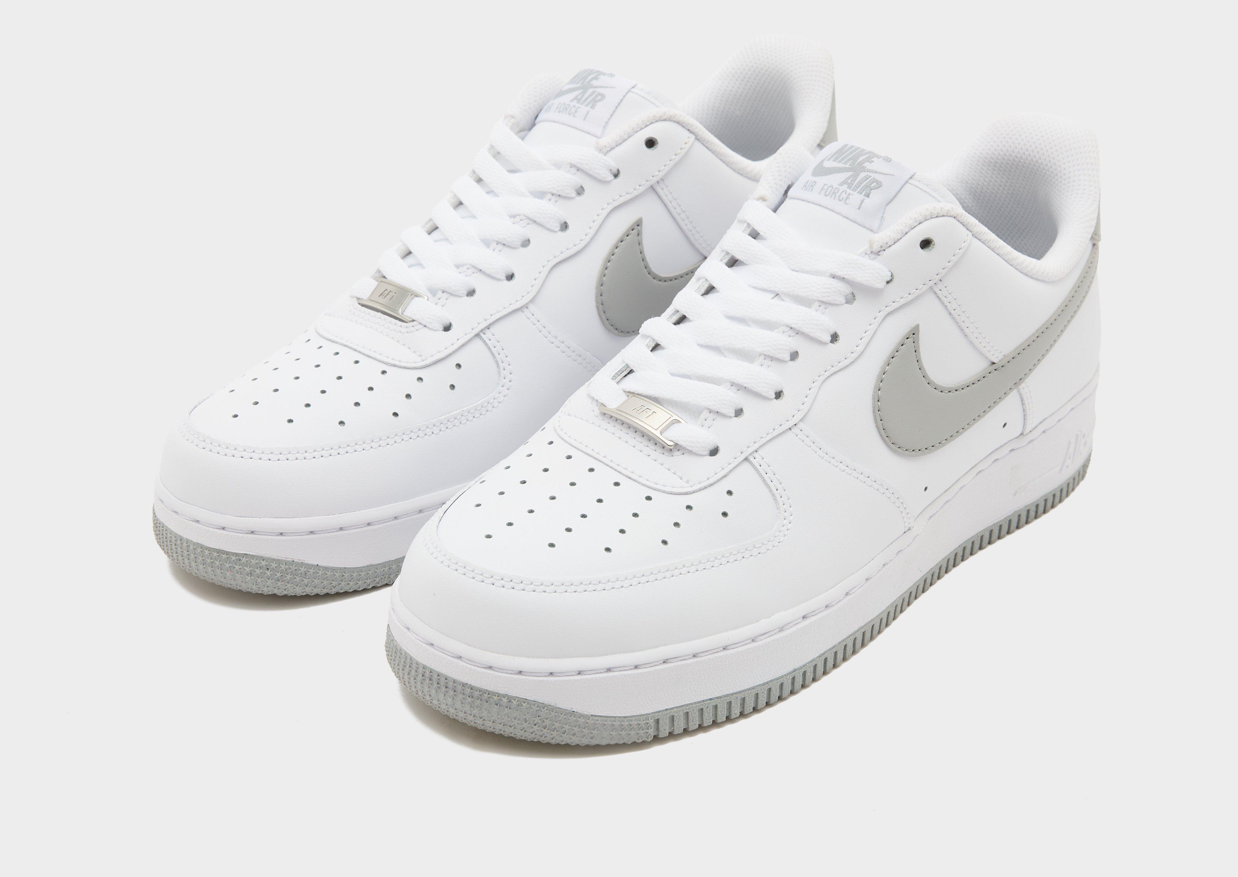 Nike Air Force 1 '07