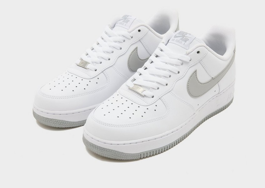 Nike Air Force 1 '07