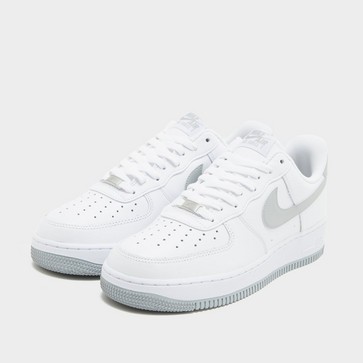 NIKE AIR FORCE 1 '07 