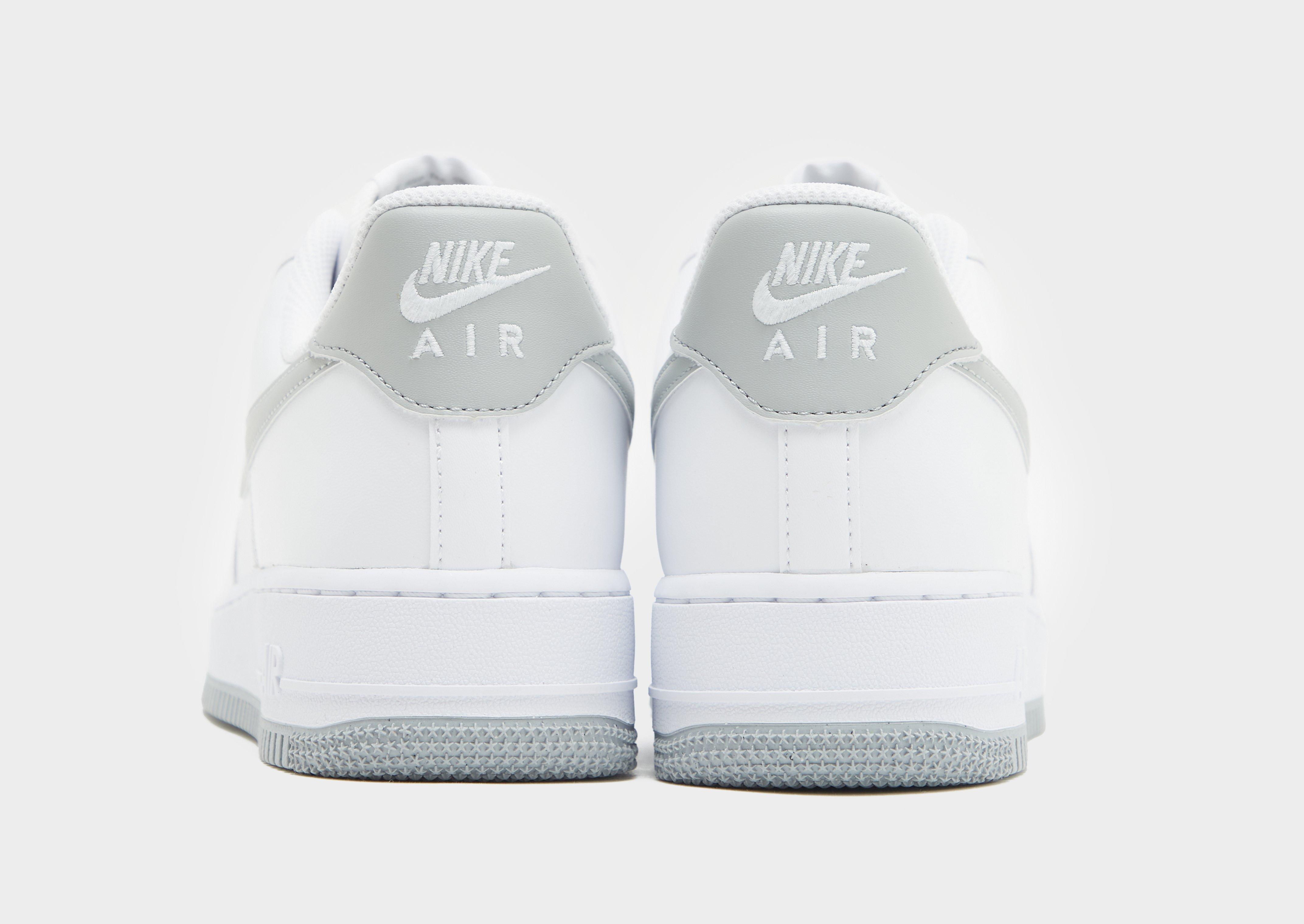 Nike Air Force 1 '07