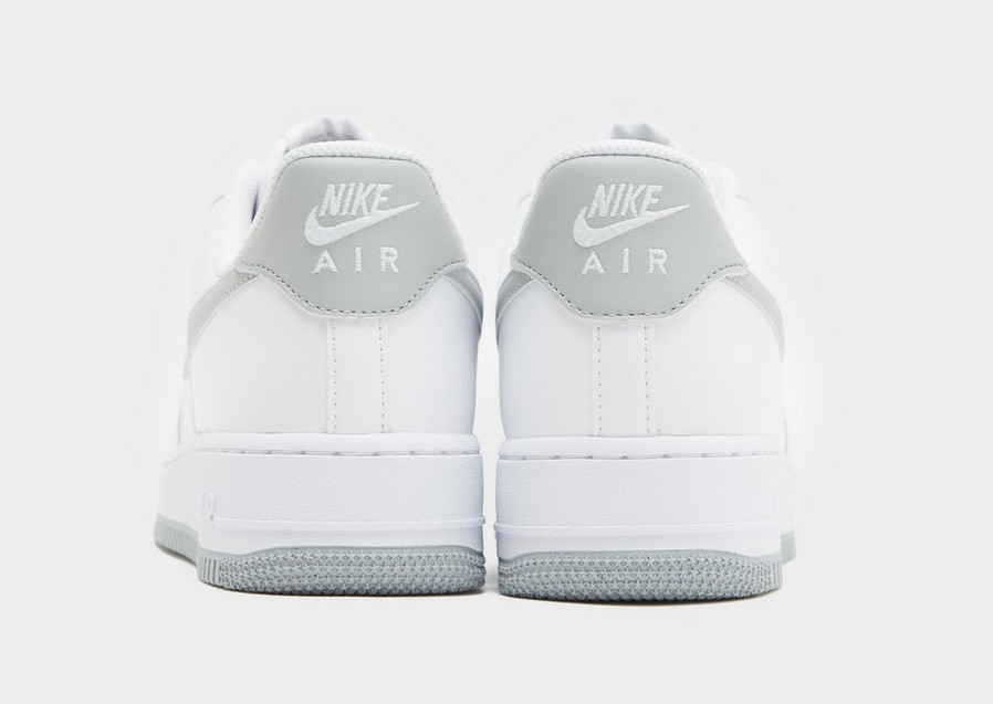 Férfi sneakers NIKE AIR FORCE 1 '07 