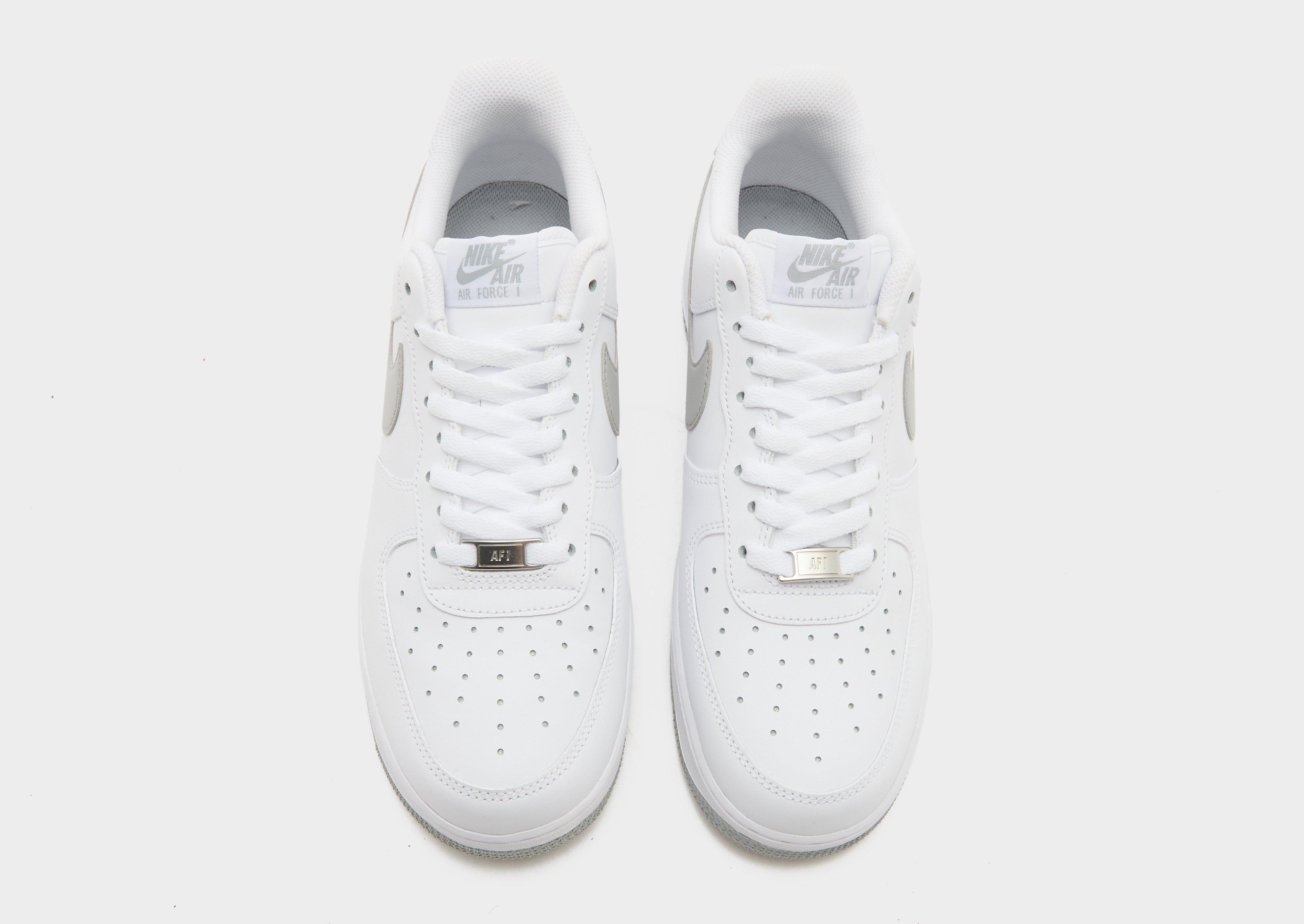 Nike Air Force 1 '07