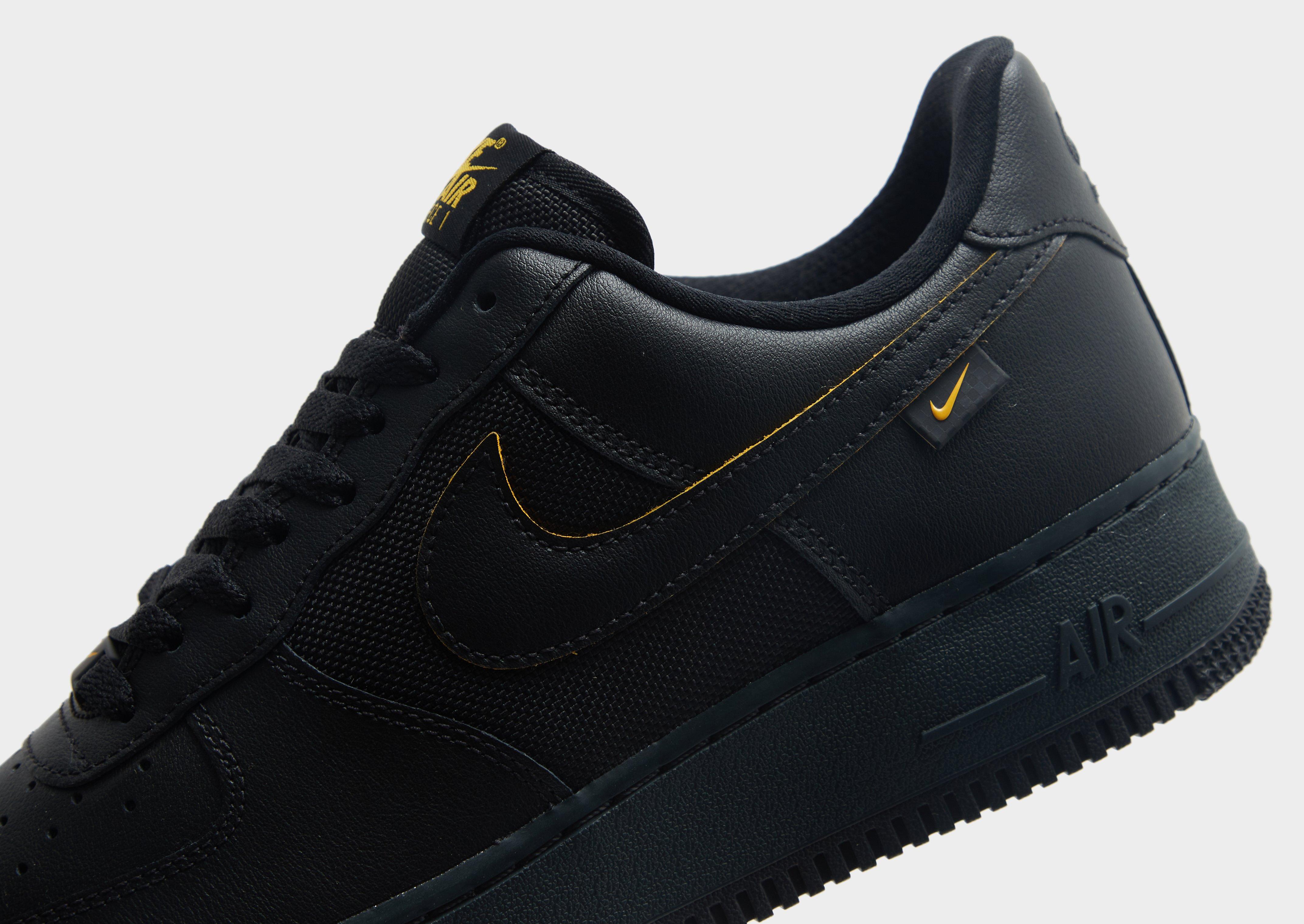 Чоловічі кросівки NIKE AIR FORCE 1 '07  FZ4617-001 Чорний