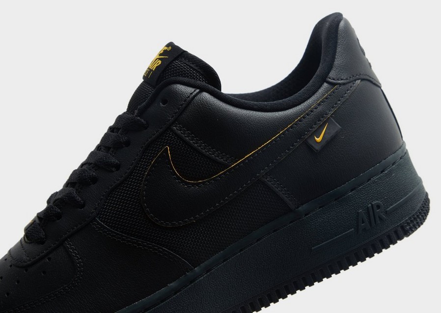 Adidași pentru bărbați NIKE AIR FORCE 1 '07  FZ4617-001 Negru
