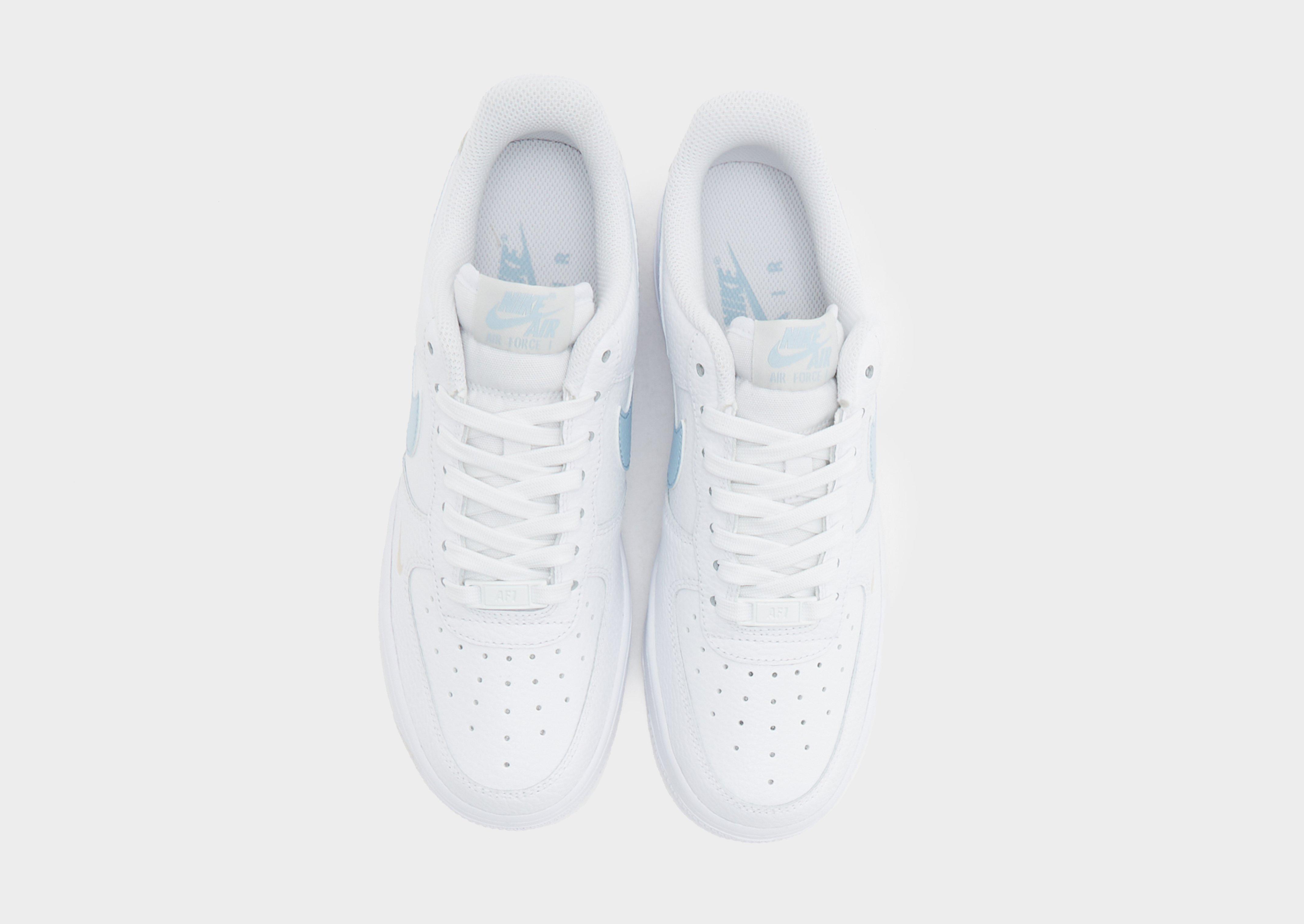 Kedai moterims NIKE W AIR FORCE '07 HF0022-100 Balta