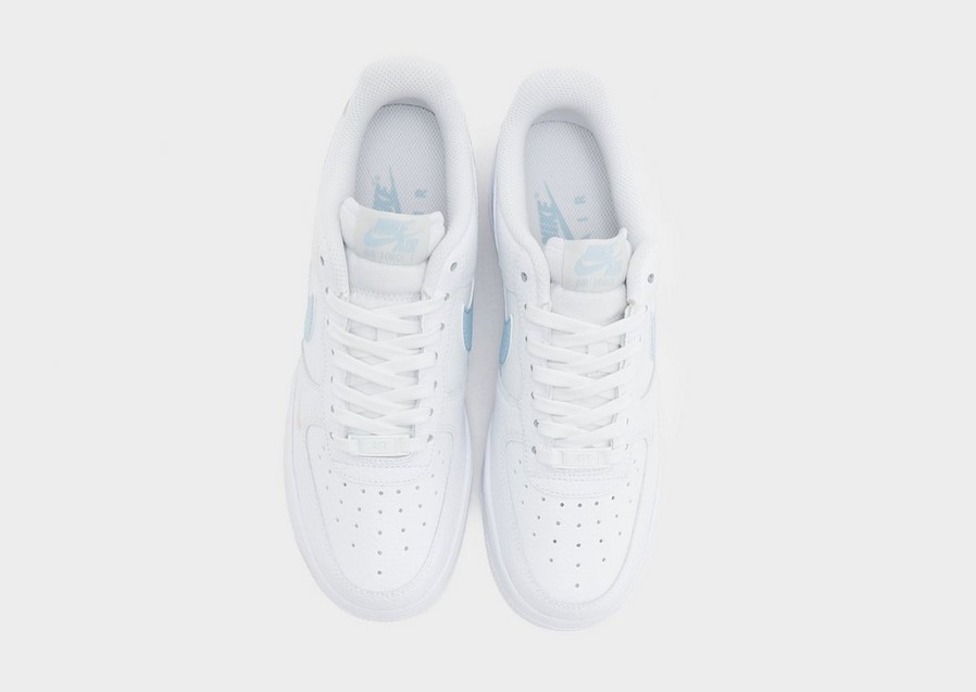 Adidași de damă NIKE W AIR FORCE '07 HF0022-100 Alb