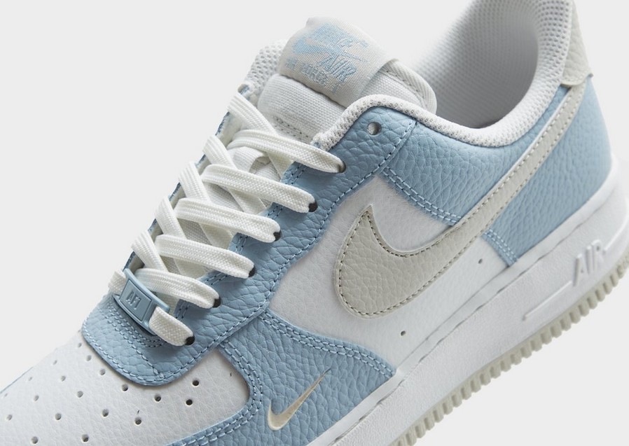 Buty sneakersy damskie NIKE W AIR FORCE 1 '07 HF0022-400 Niebieski