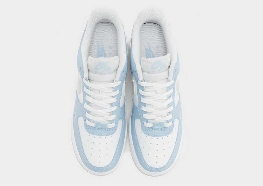 Buty sneakersy damskie NIKE W AIR FORCE 1 '07 HF0022-400 Niebieski