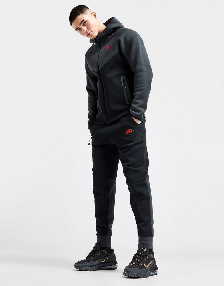 Pantaloni pentru bărbați NIKE PANTALONI  M NK TCH FLC JGGR TECH FB8002-013 Negru