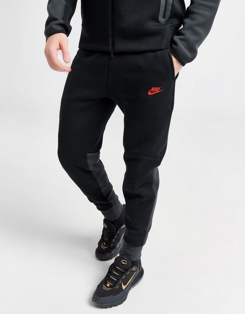 Pantaloni pentru bărbați NIKE PANTALONI  M NK TCH FLC JGGR TECH FB8002-013 Negru