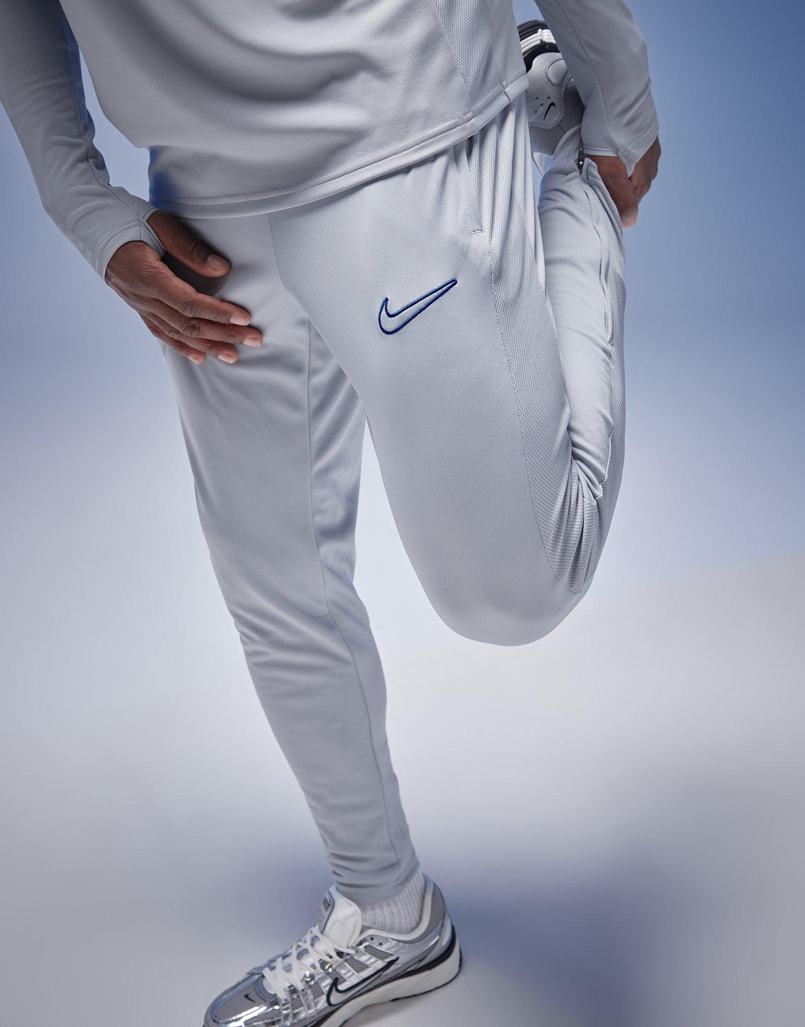 Чоловічі штани NIKE ШТАНИ M NK DF ACD23 PANT KPZ BR ACADEMY DV9740-012 Сірий