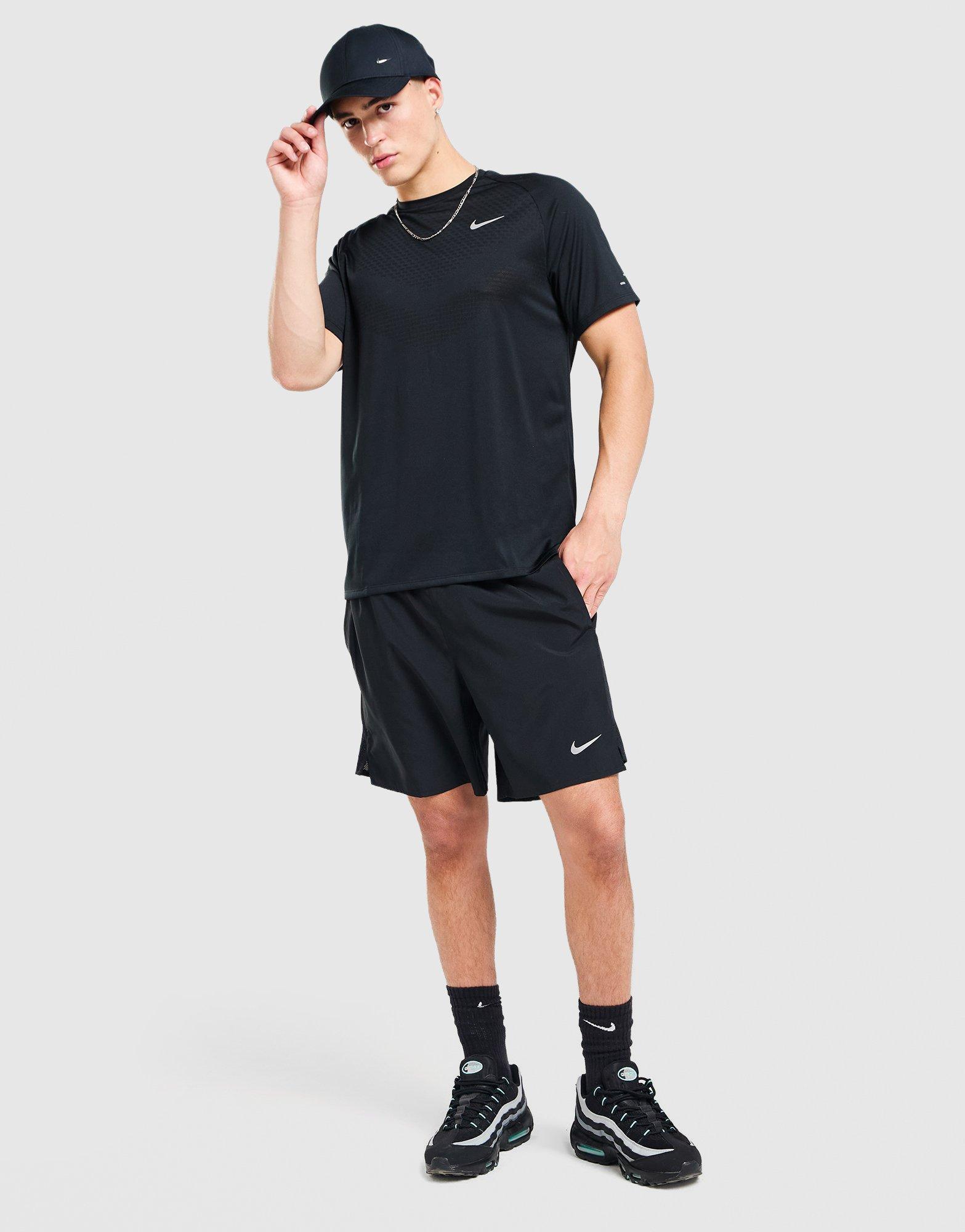 Krótkie spodenki, szorty męskie NIKE SZORTY CHALL SHT 7" UL BLK SHORTS DV9344-010 Czarny