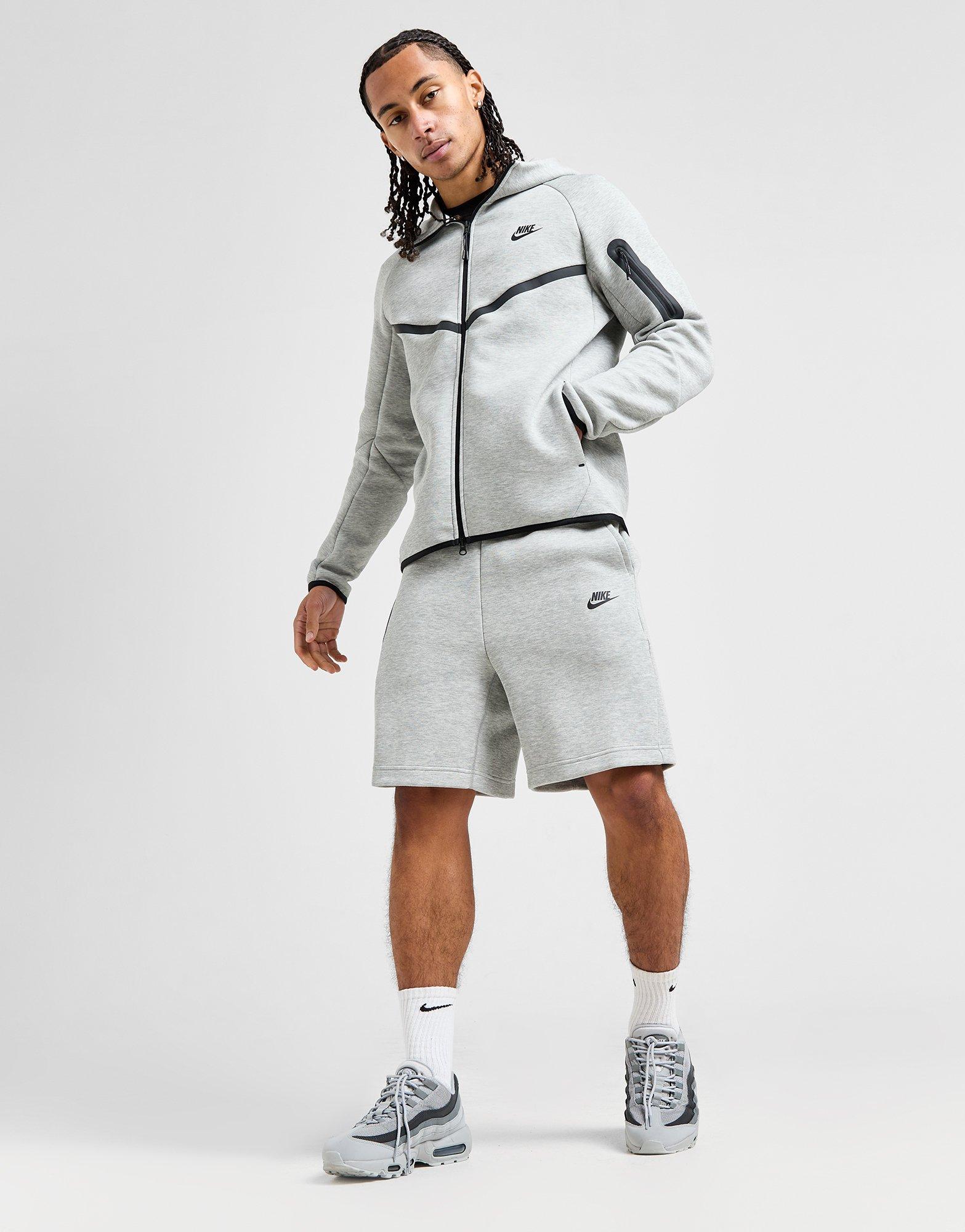 Pantaloni scurți pentru bărbați NIKE PANTALONI SCURȚI TECH SHORT DGH SHORTS FB8171-063 Gri