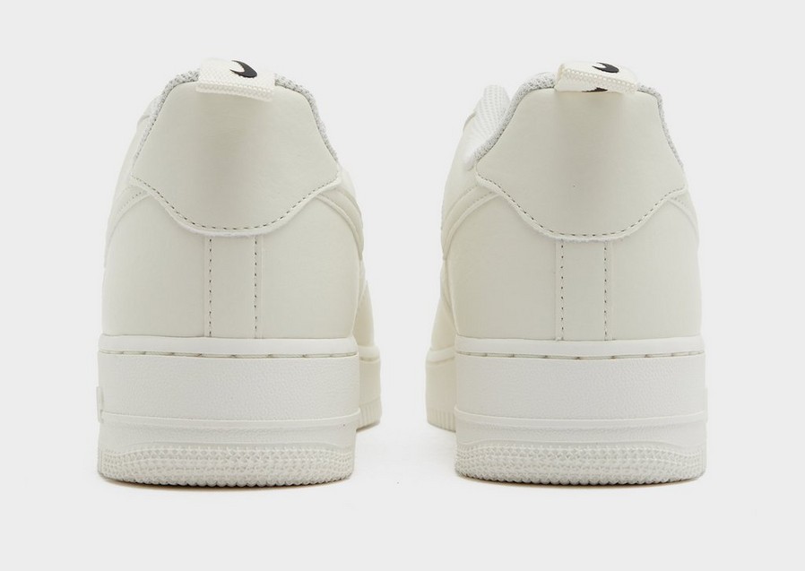 Buty sneakersy męskie NIKE AIR FORCE 1 '07  FZ4625-100 Beżowy