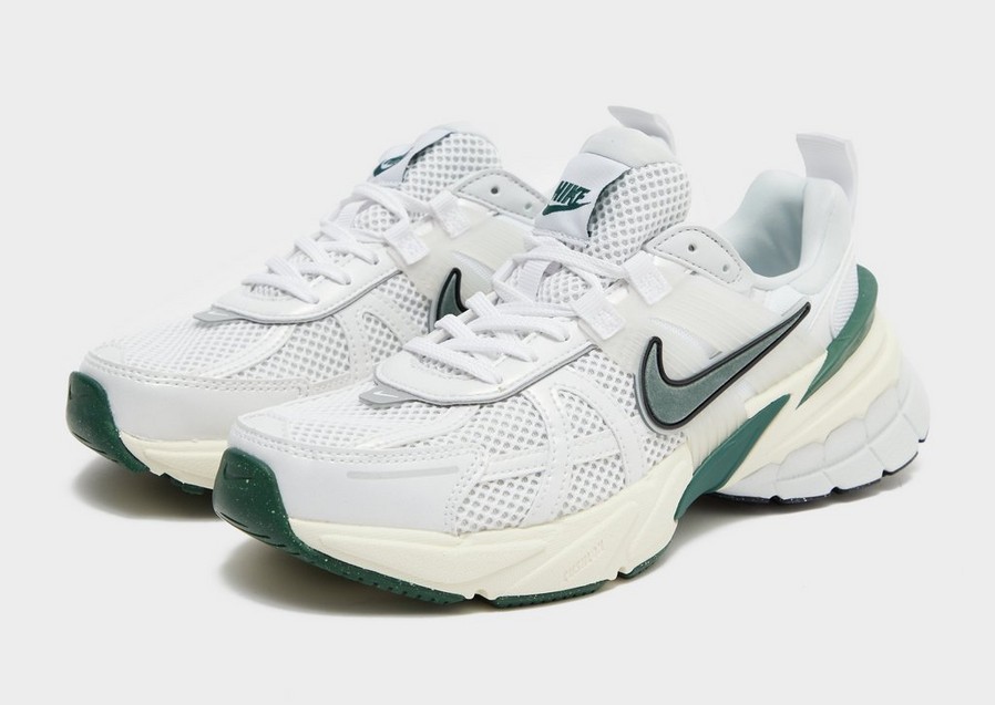 Buty sneakersy damskie NIKE V2K RUN FD0736-101 Srebrny
