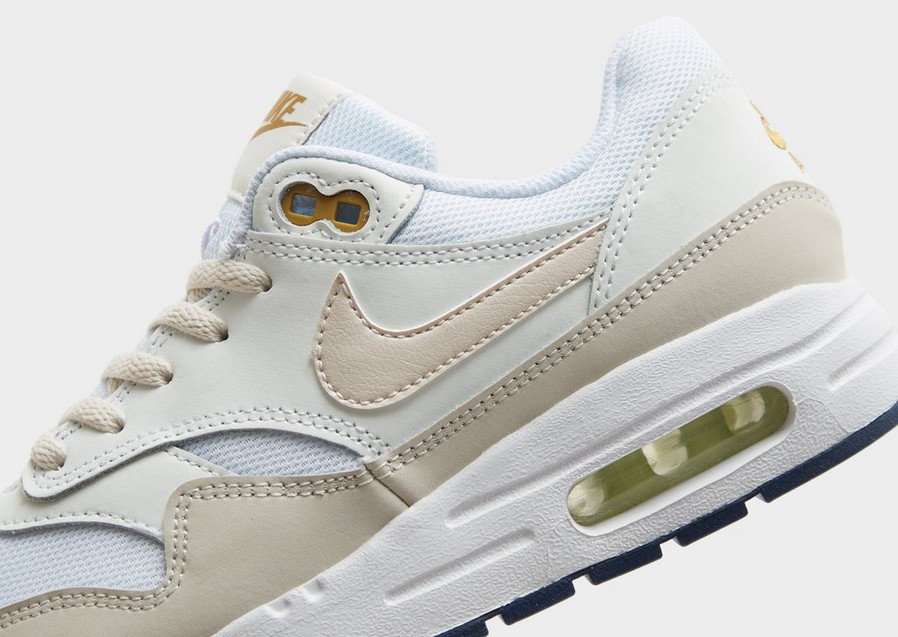 Детски маратонки NIKE AIR MAX 1 DZ3307-103 Бежов