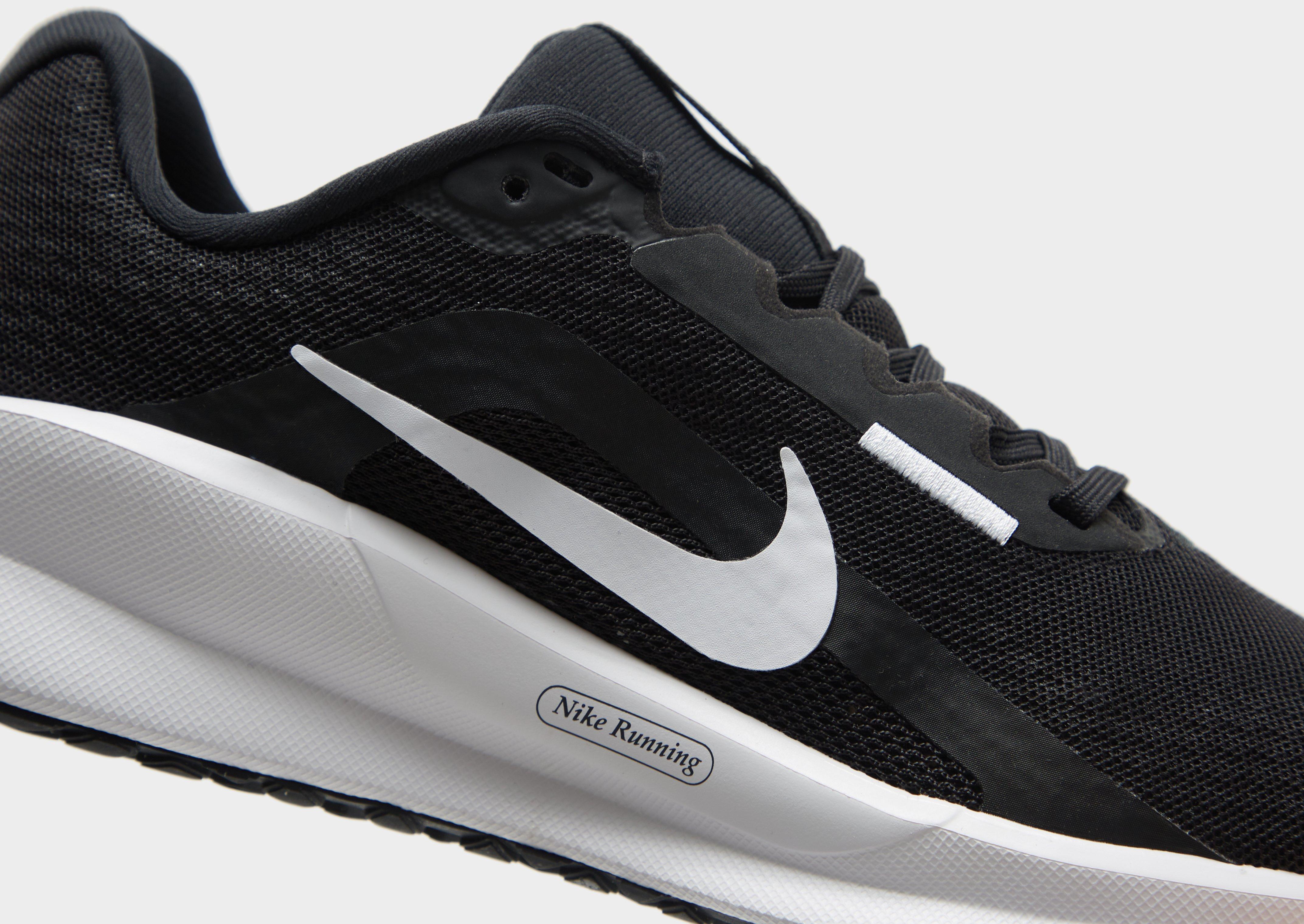 Kedai moterims NIKE DOWNSHIFTER 13 FD6476-001 Juoda