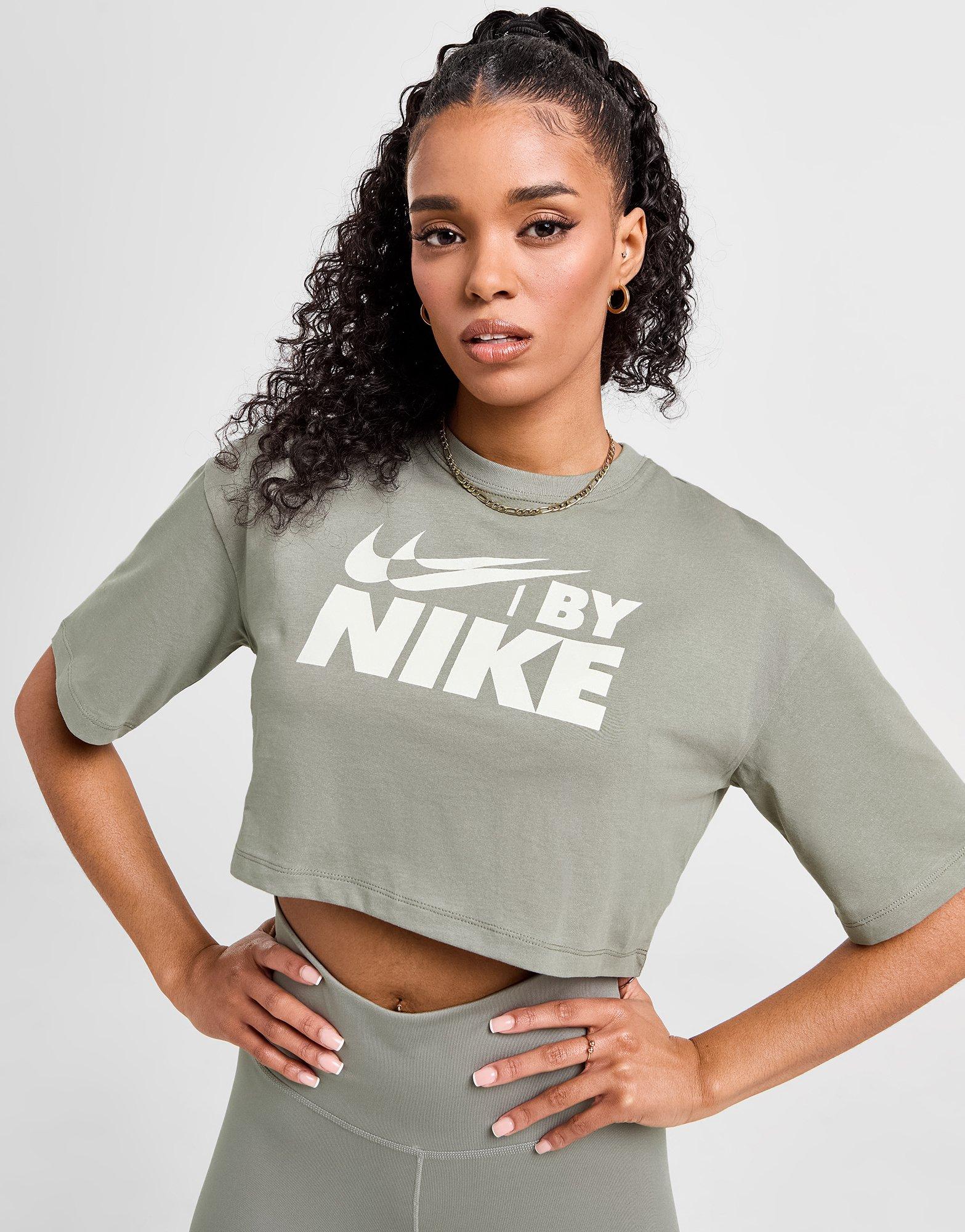Дамска тениска NIKE ТЕНИСКА W NSW CROP TEE GLS GYM LIFE FZ4635-053 Сив